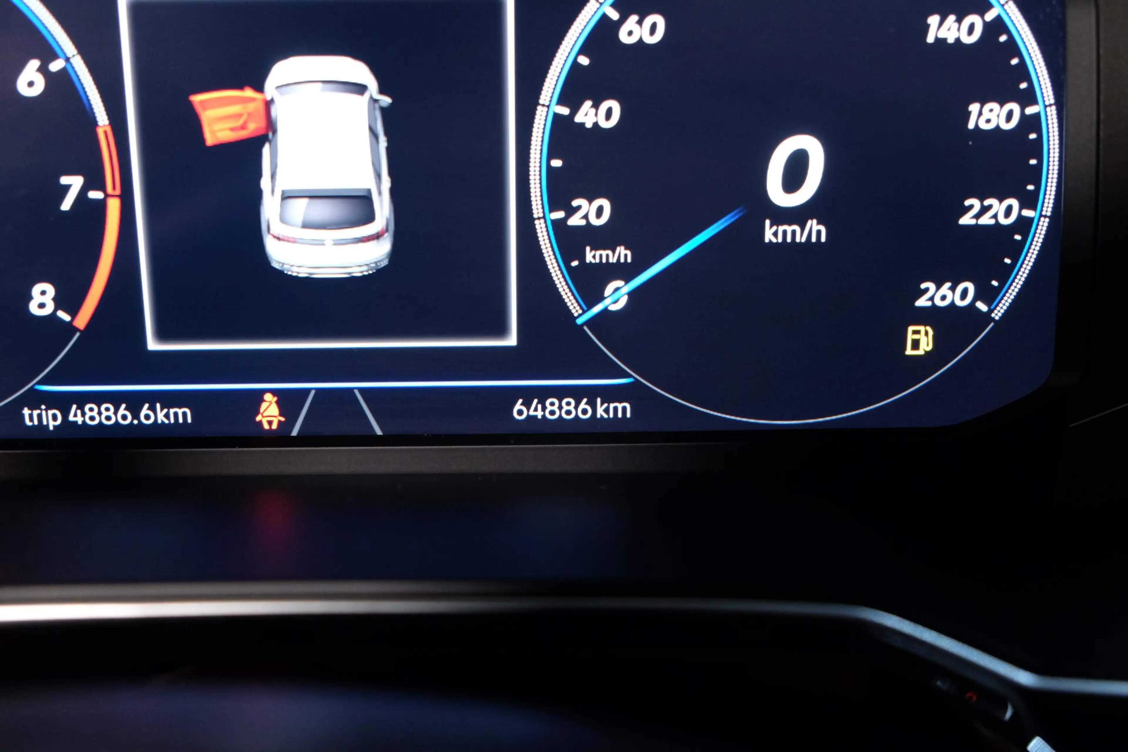 Volkswagen Taigo 1.0 TSI R-Line Business — photo 23