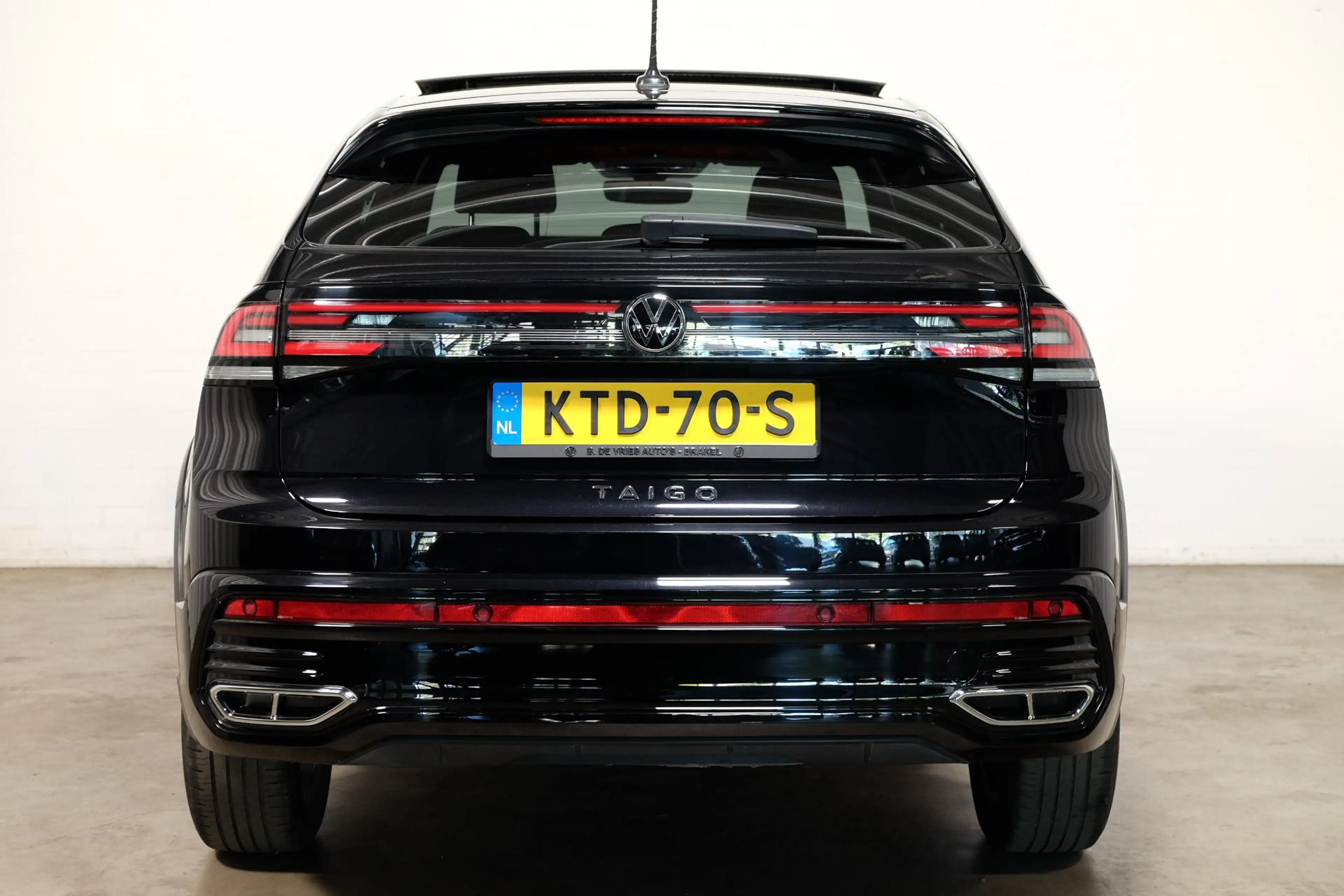 Volkswagen Taigo 1.0 TSI R-Line Business — photo 13