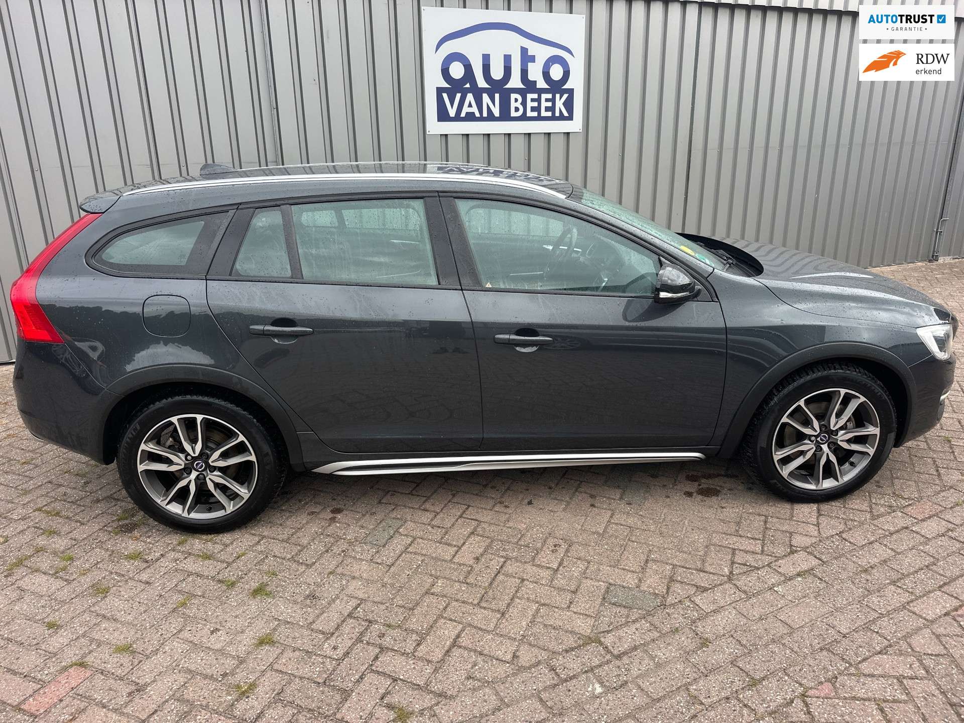 Volvo V60 Cross Country