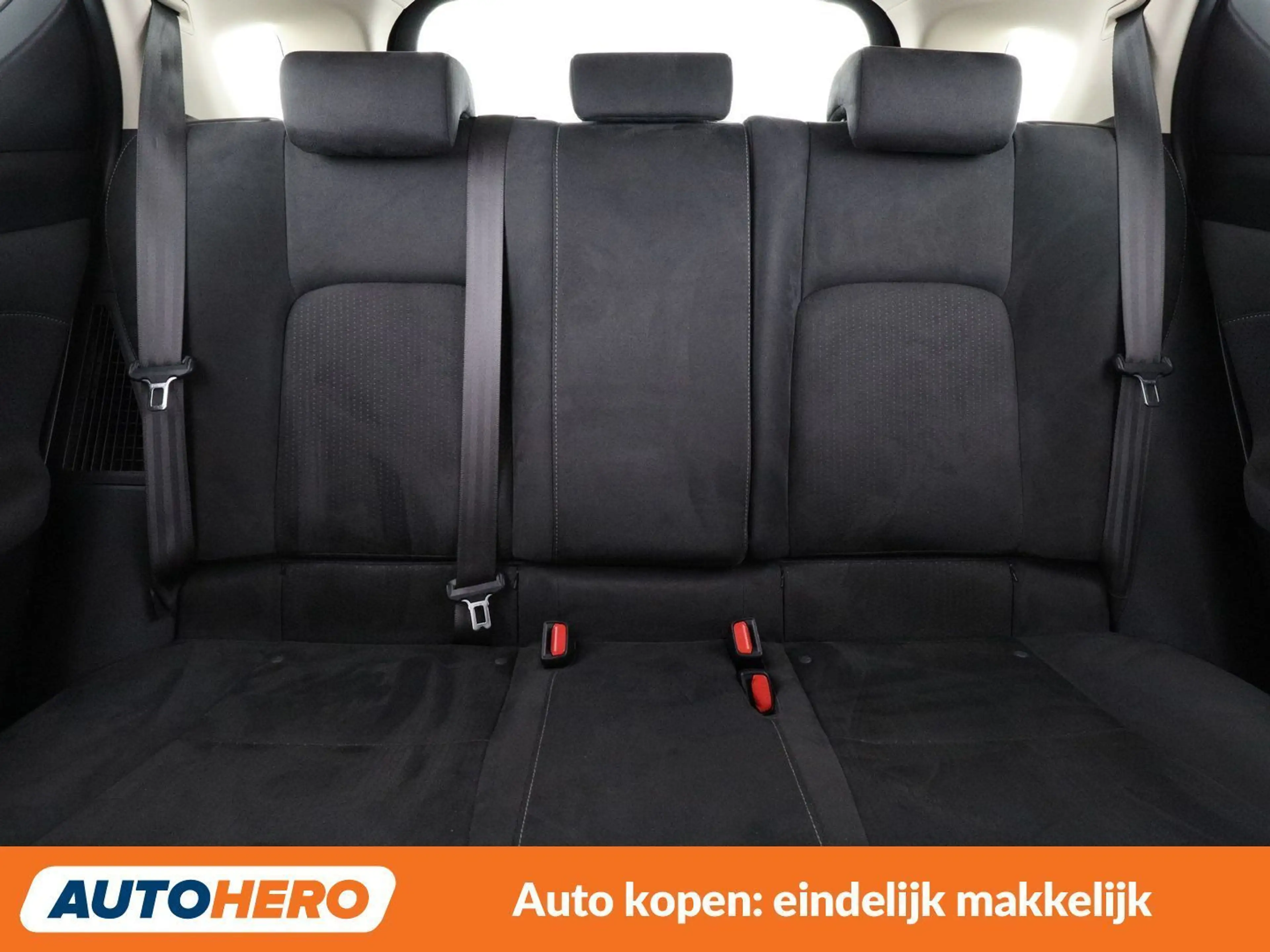 Lexus CT 200h CT 200h Pack — photo 15