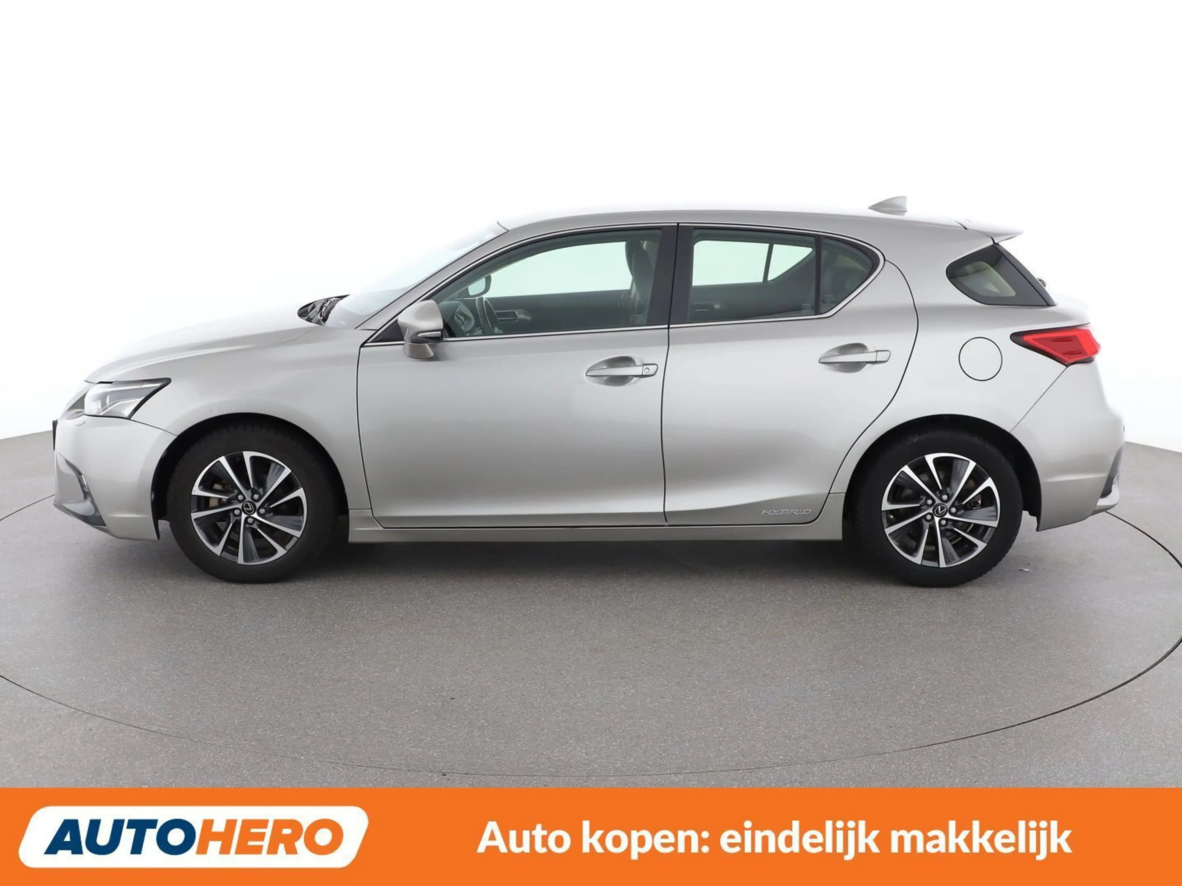 Lexus CT 200h CT 200h Pack — photo 3