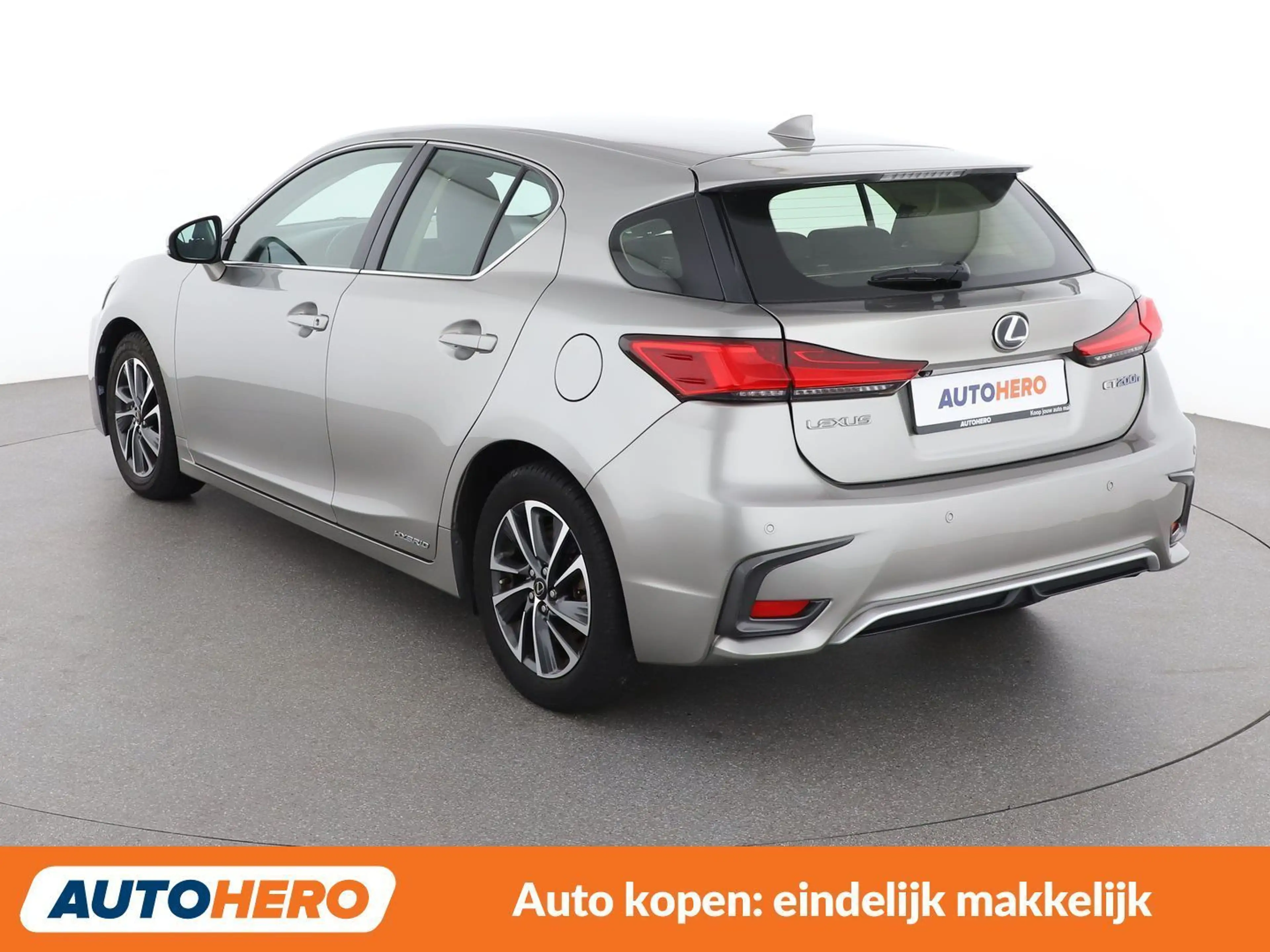 Lexus CT 200h CT 200h Pack — photo 4