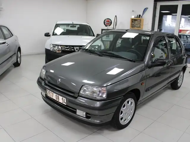 Renault Clio 1.4E 80CH RT 5P