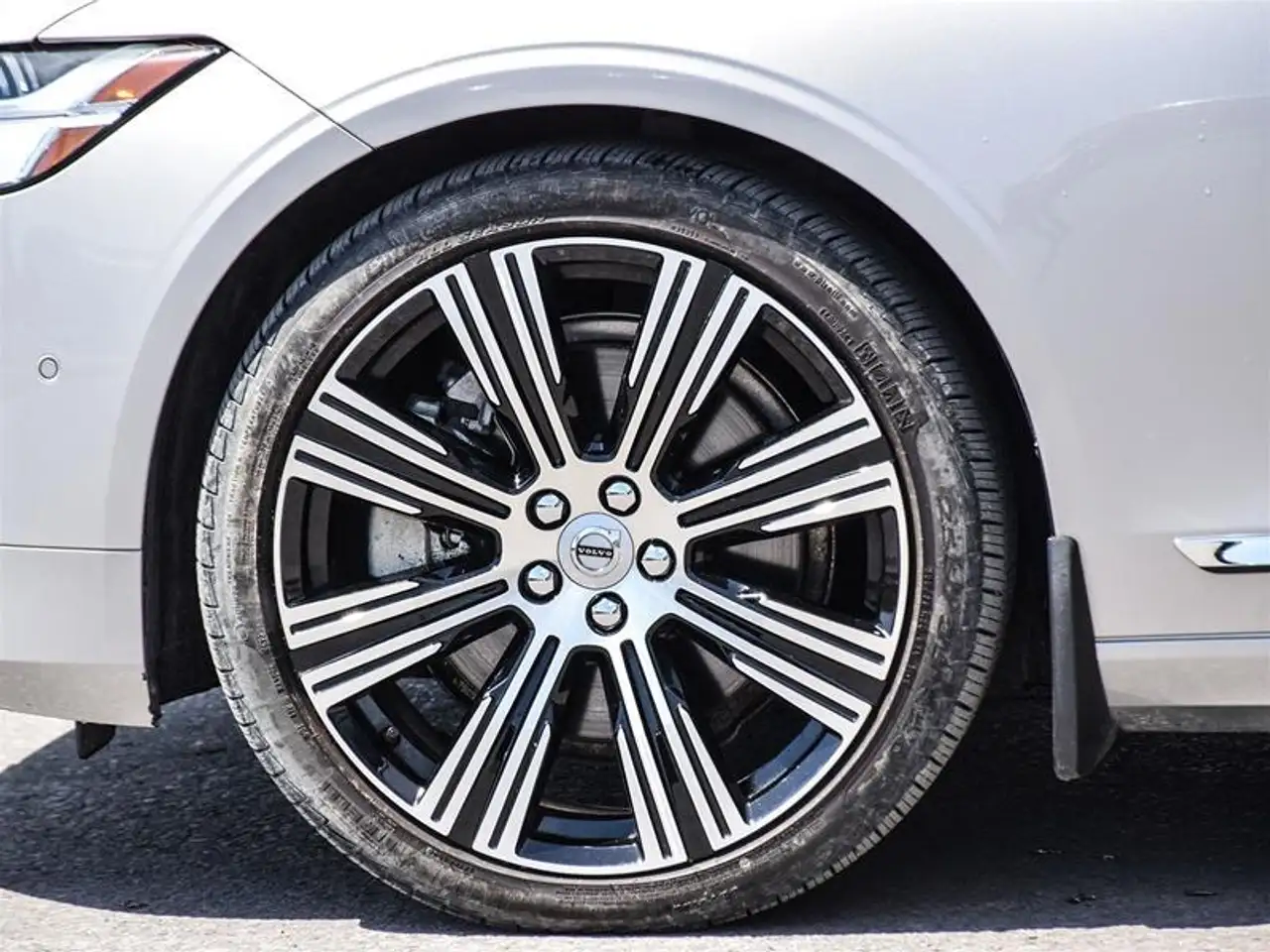 Volvo S90 снимка Volvo S90