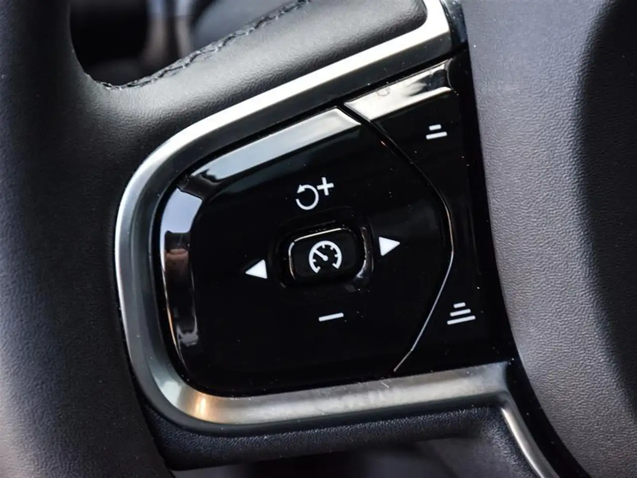 Volvo S90 снимка Volvo S90