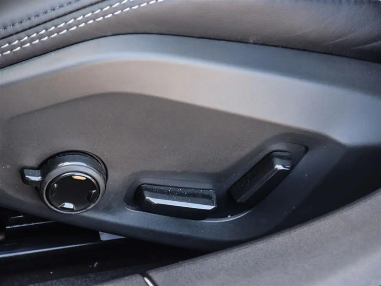 Volvo S90 снимка Volvo S90