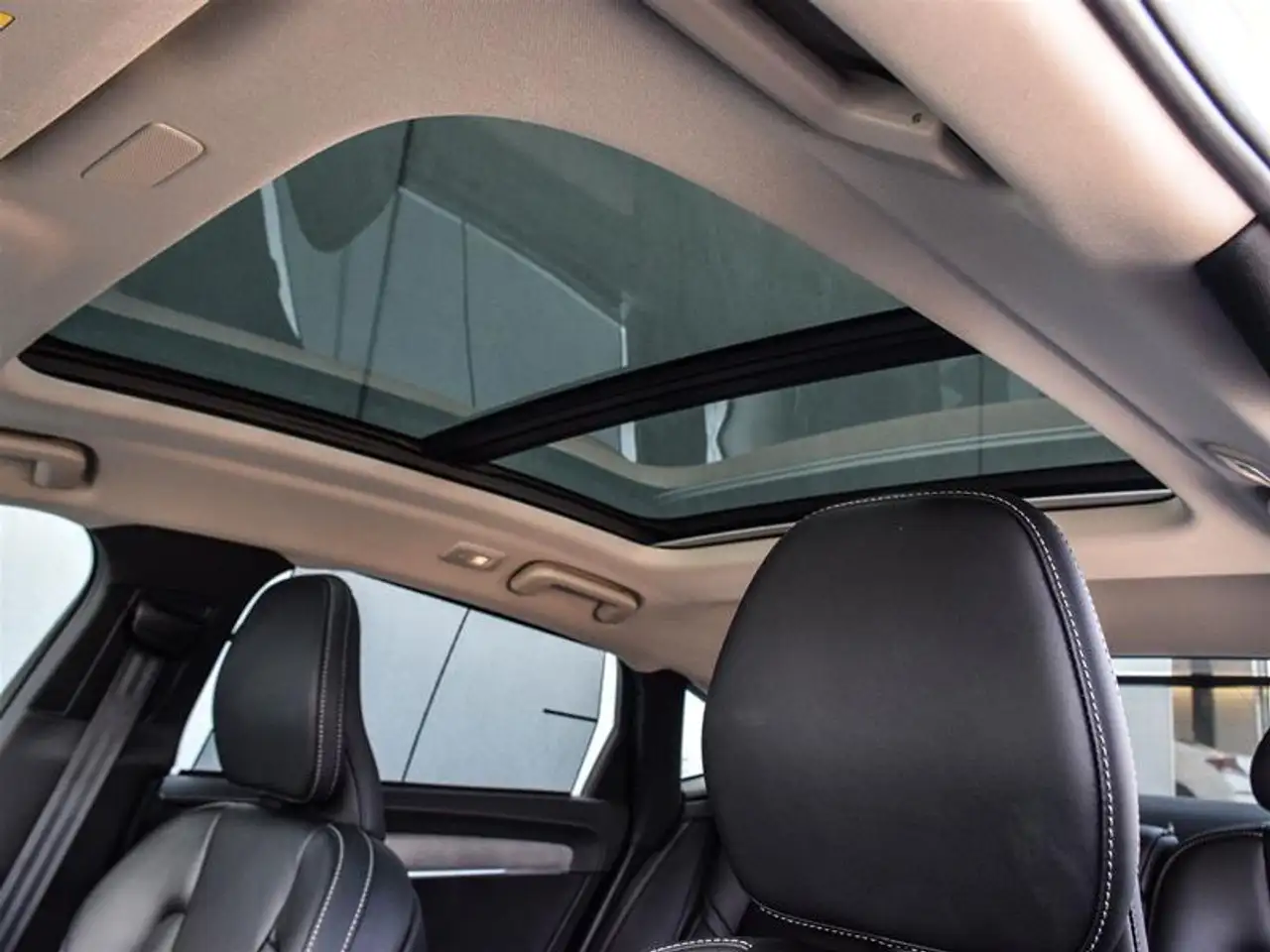 Volvo S90 снимка Volvo S90