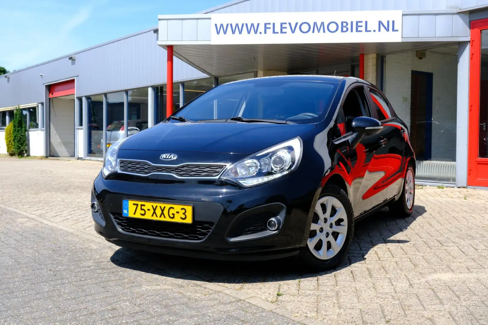 Kia Rio 1.2 CVVT Plus Pack 5-drs Airco|Cruise Černá - 1