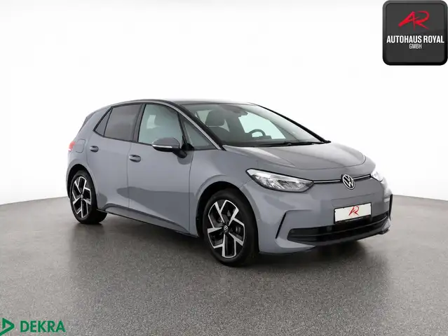 Volkswagen Id.3 view 7