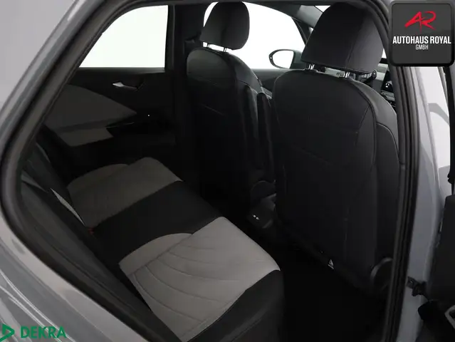Volkswagen Id.3 view 13