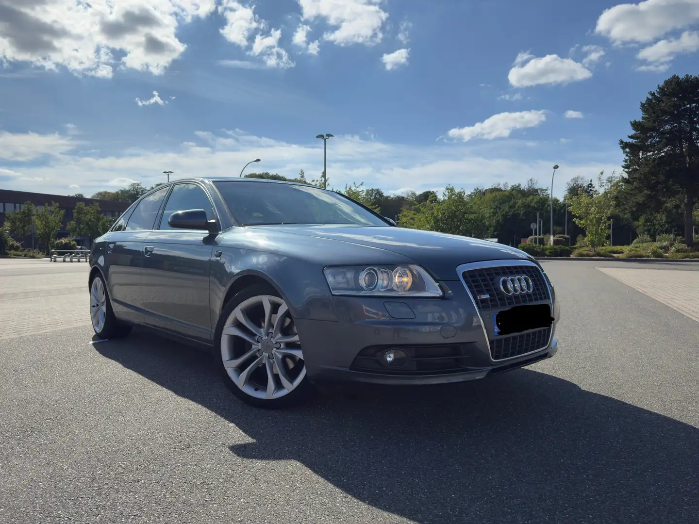 Audi A6 2.4 v6 - 1