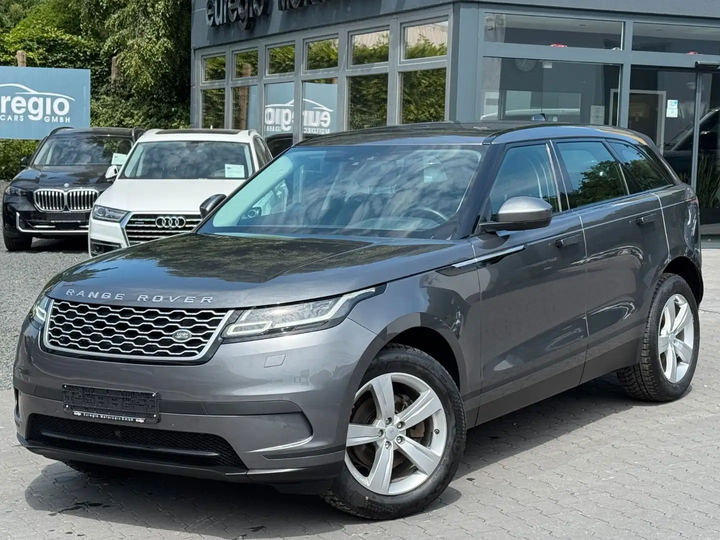 Land Rover Range Rover Velar S Aut. 2 Hand - LED - Leder/// Gris - 2