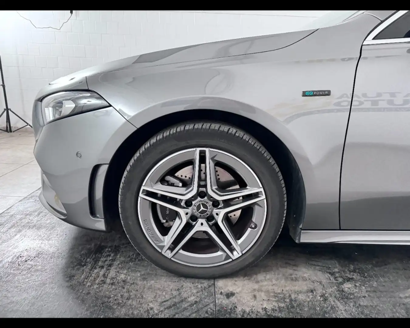 Mercedes-Benz A 250 e phev (eq-power) Premium AMG edition auto Grigio - 2