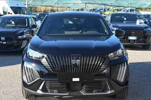 Peugeot 2008 view 16