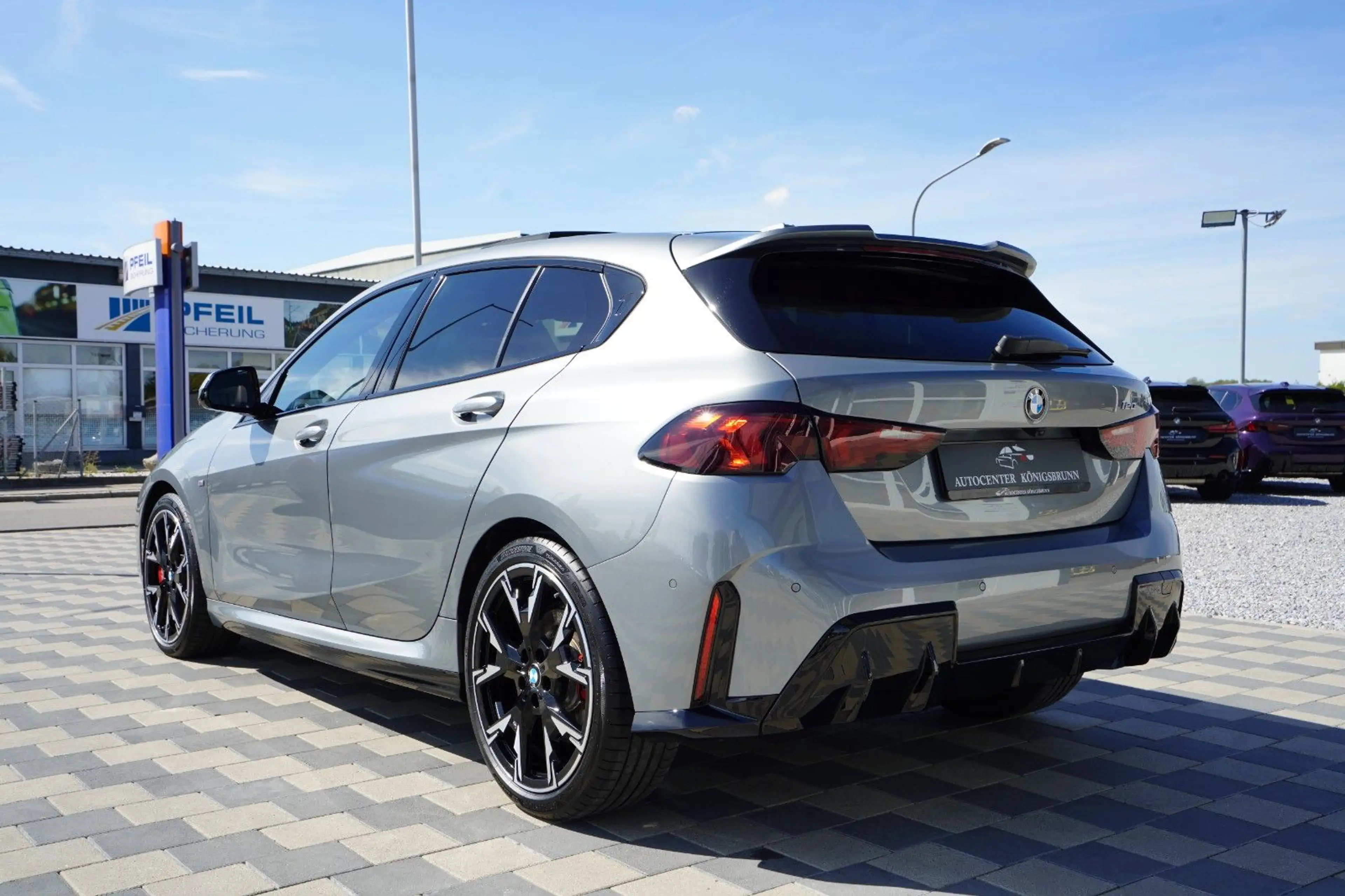BMW 120 i M Sport Pro*1.Hand*360*Pano*HUD*H&K*Leder* — photo 7