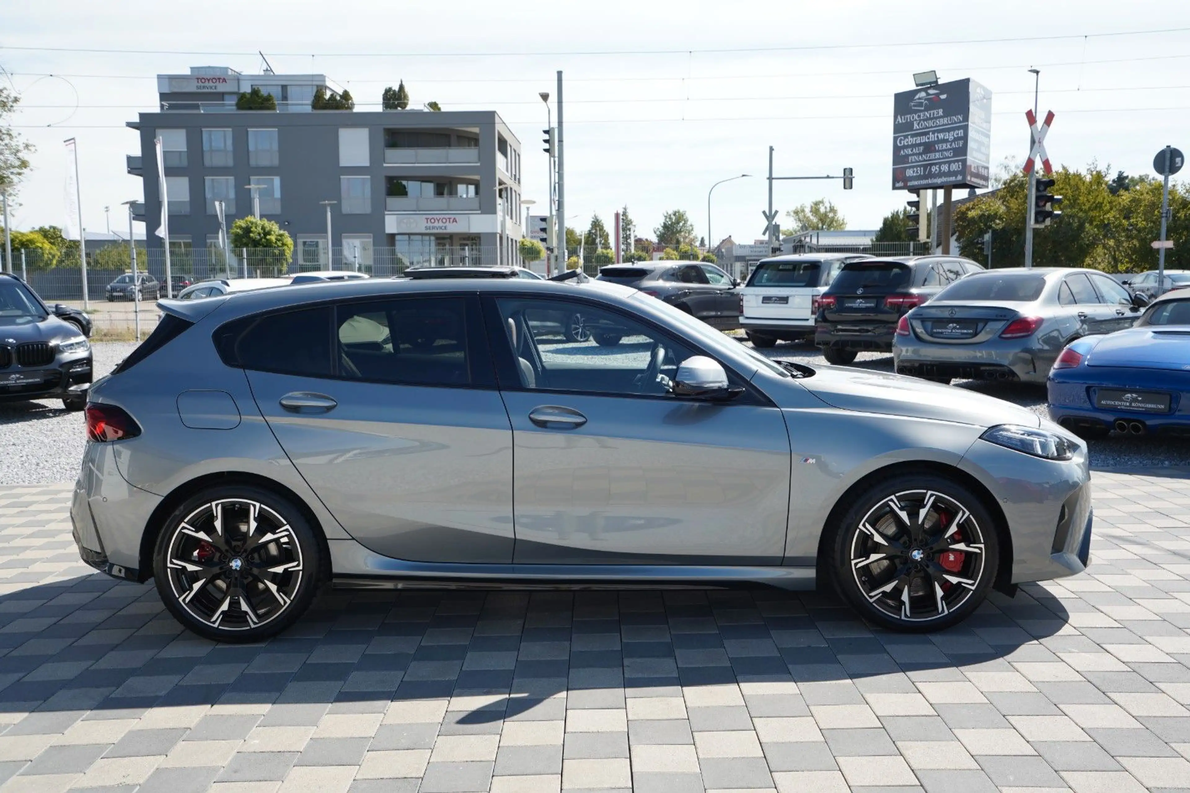 BMW 120 i M Sport Pro*1.Hand*360*Pano*HUD*H&K*Leder* — photo 4
