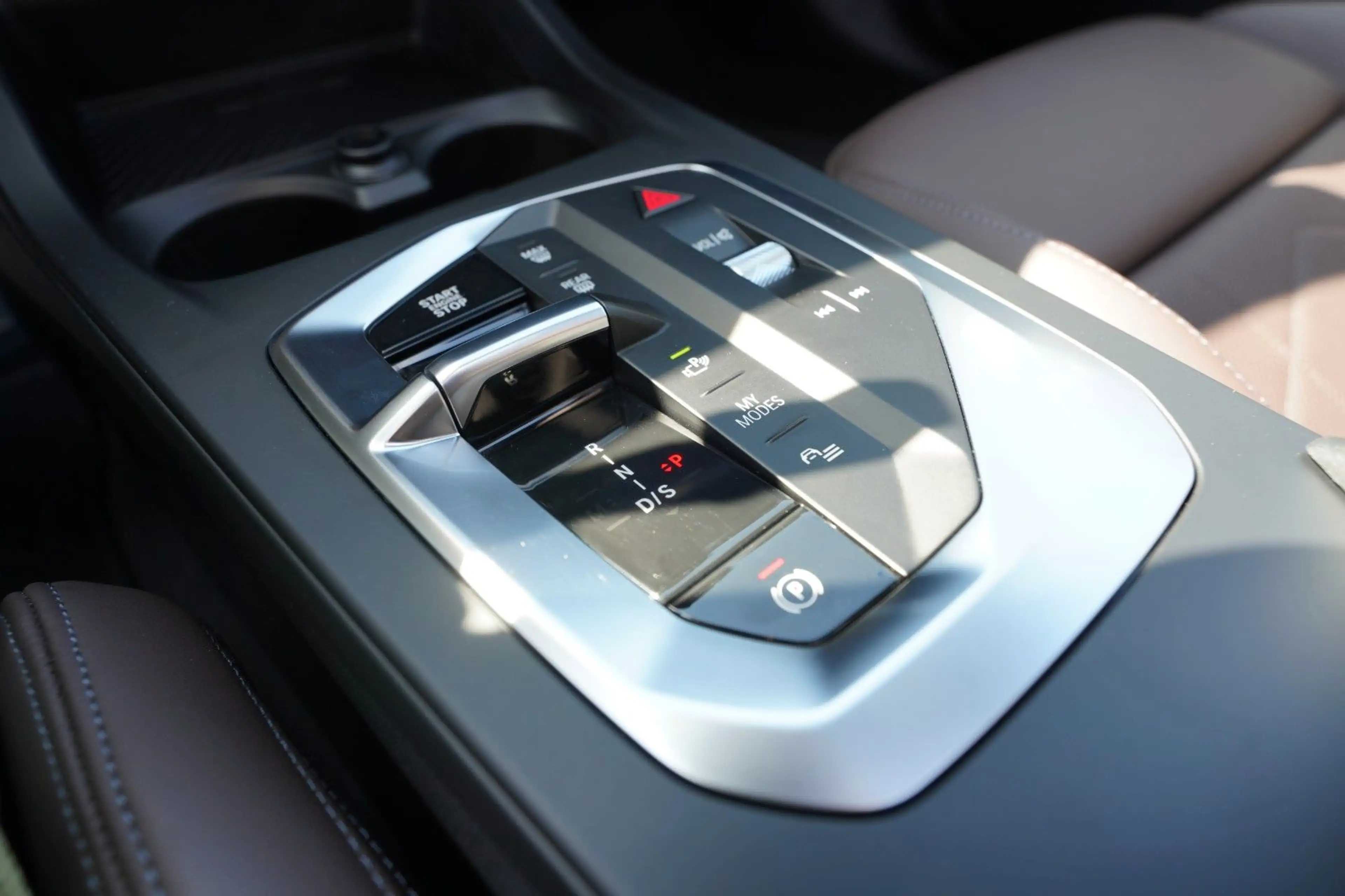BMW 120 i M Sport Pro*1.Hand*360*Pano*HUD*H&K*Leder* — photo 15
