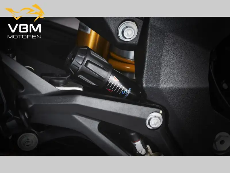 MV Agusta TURISMO VELOCE LUSSO - foto 2