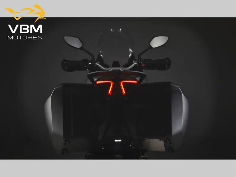 MV Agusta TURISMO VELOCE LUSSO - foto 7