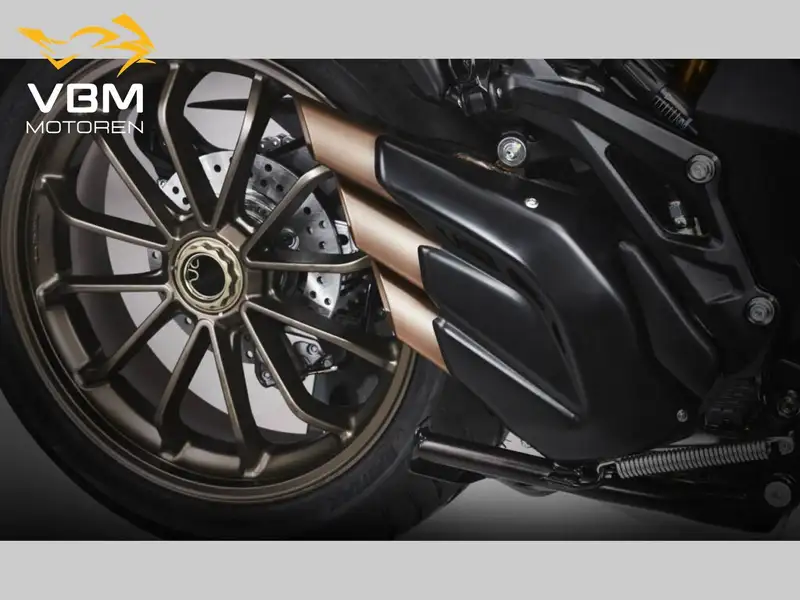 MV Agusta TURISMO VELOCE LUSSO - foto 4