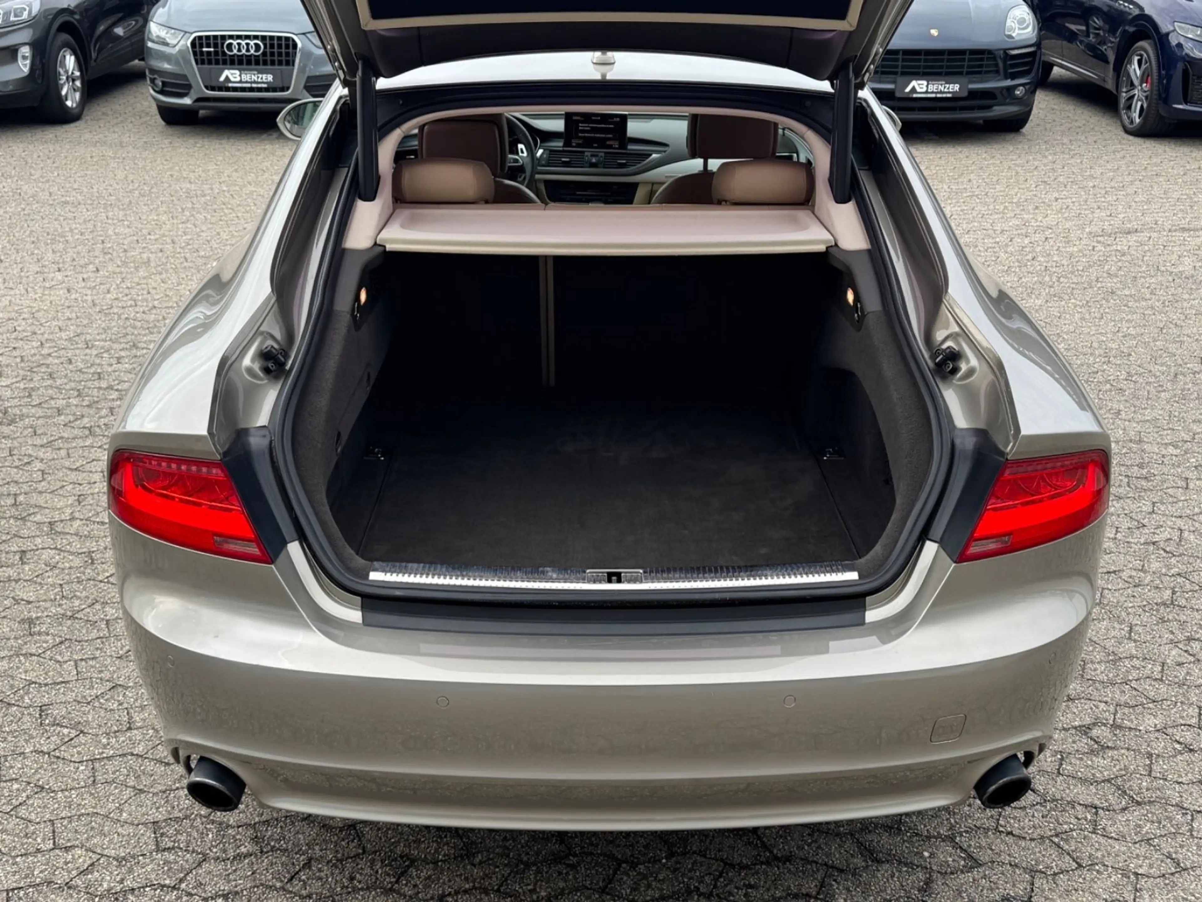 Audi A7 Sportback 3.0 TFSI quattro/LEDER/R-Cam/Navi — photo 7