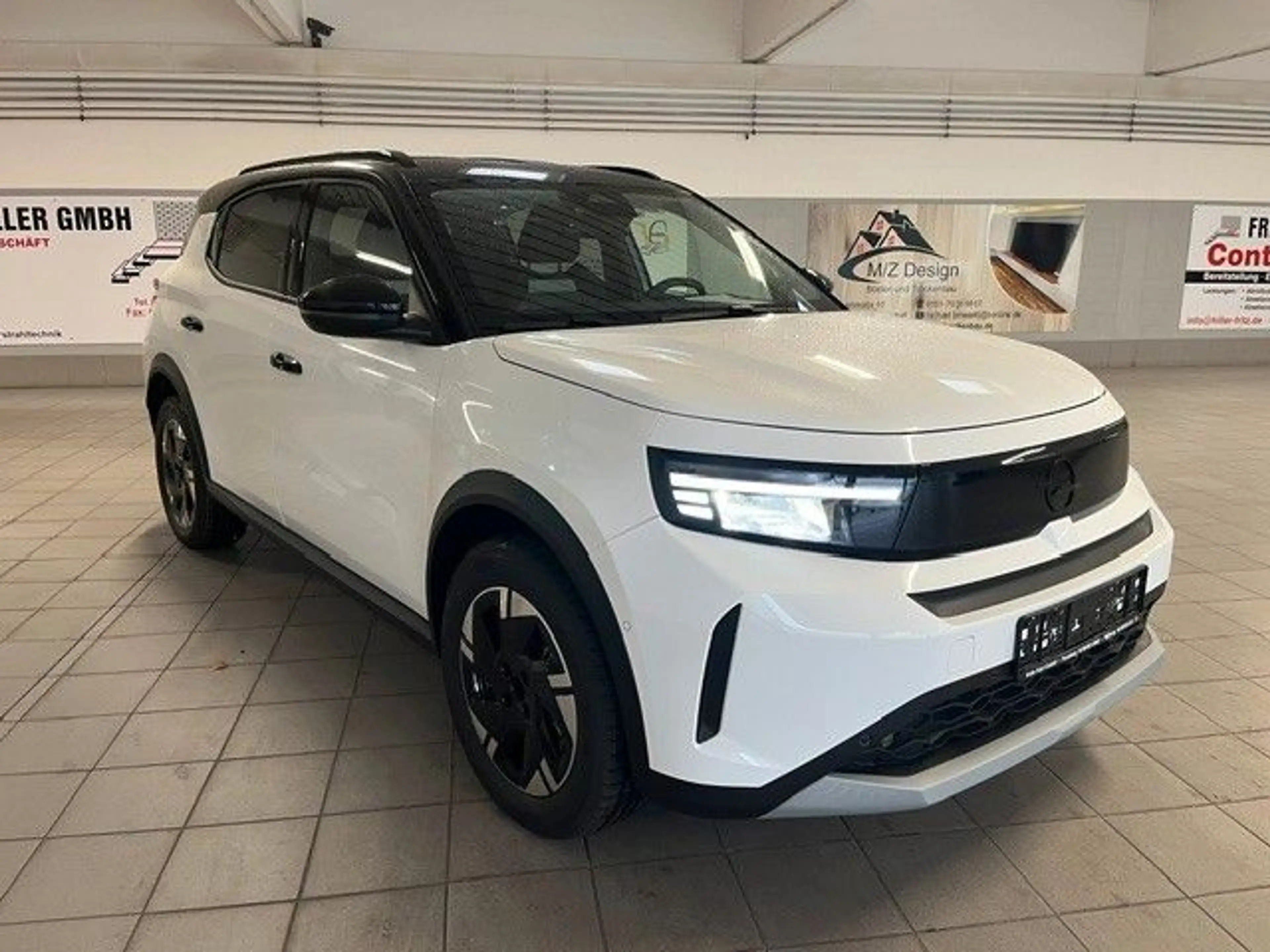 Opel Frontera Electric Ultimate 54 kWh Extended Range — photo 2