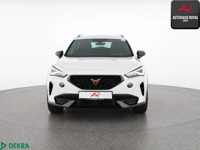 Cupra Formentor view 8