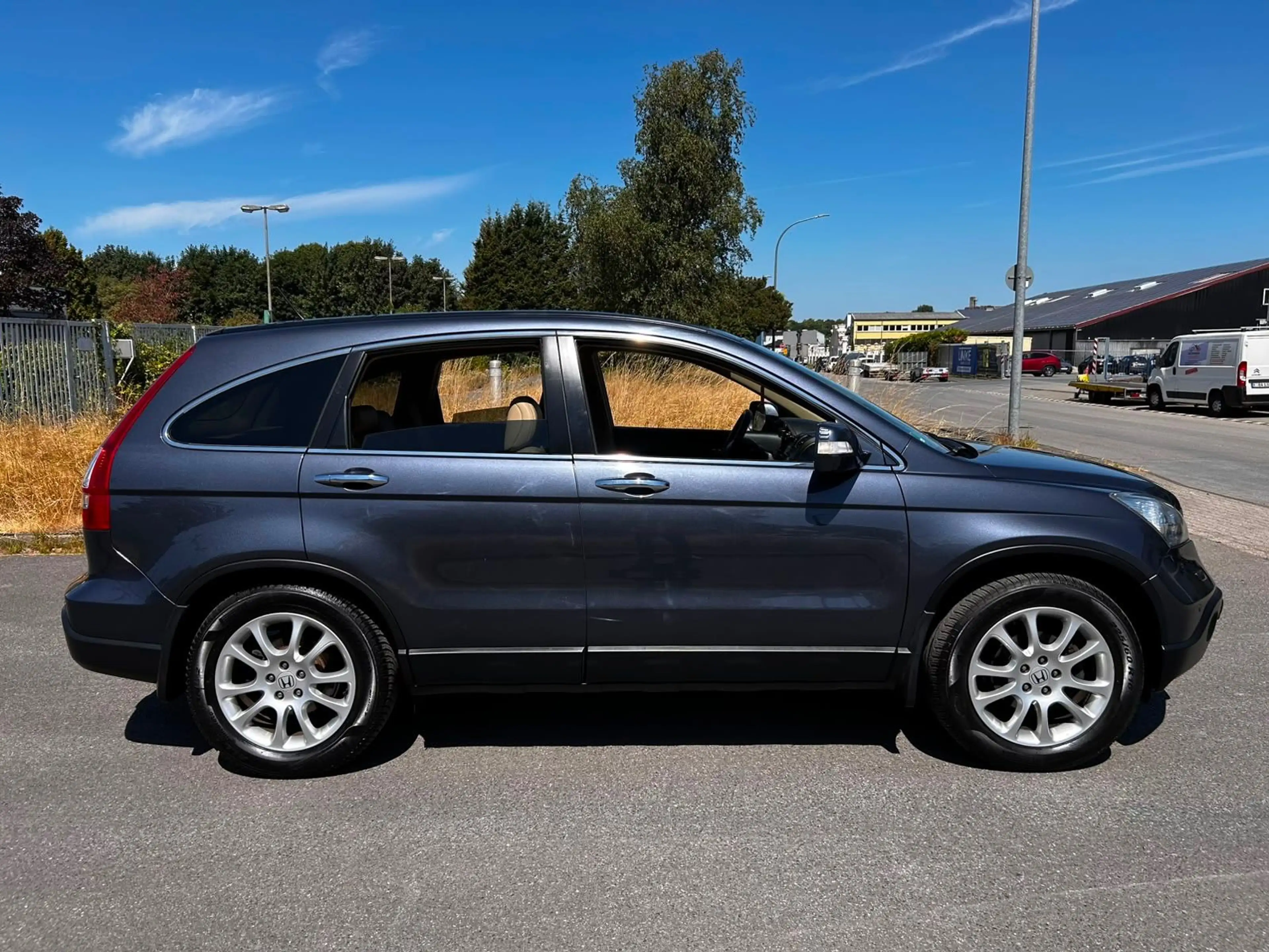 Honda CR-V Executive 2.0l PANO — photo 3