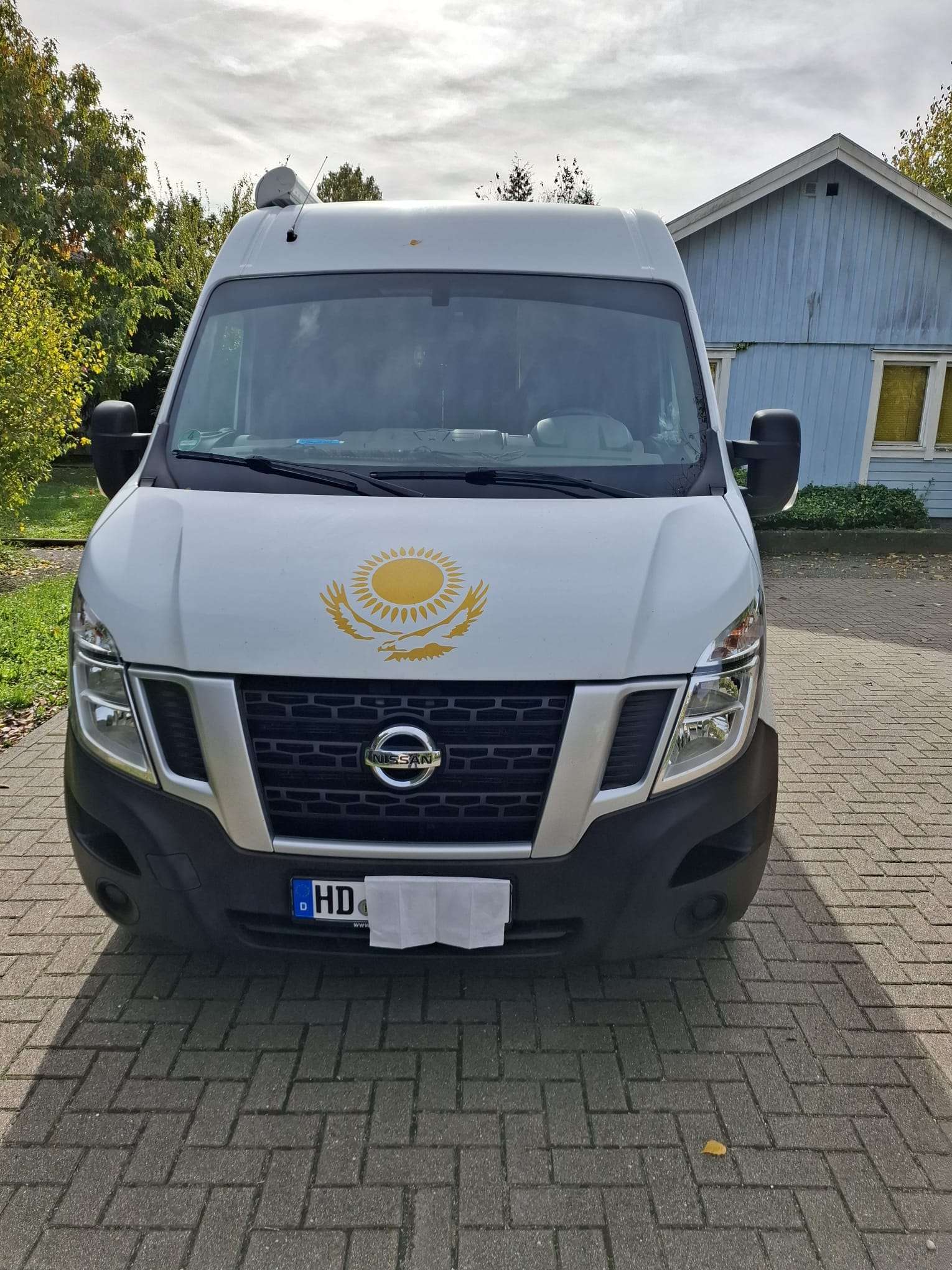 Second hand Nissan Nv 2.3