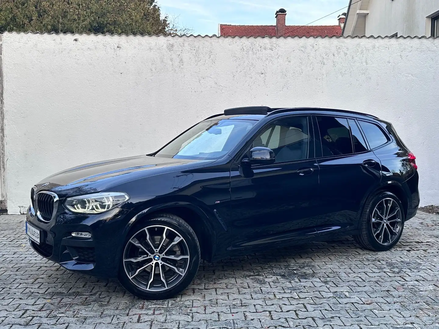 BMW X3 20d xDrive M-Sport/LED/NAVI/PANO/AHK/STHZ/ACC Noir - 1