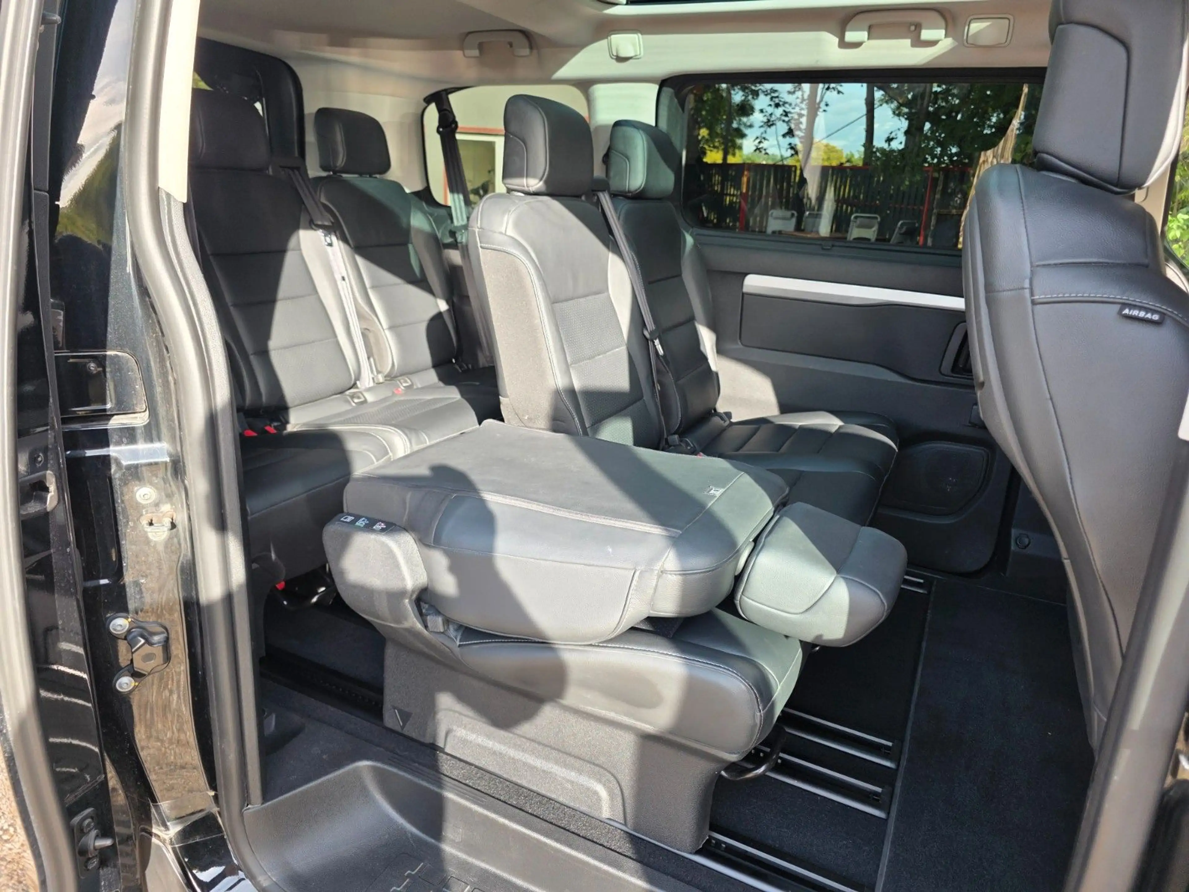Opel Zafira Life Zafira 2.0 8 Sitze-VollederElegance M-TÜV08 2027 — photo 7