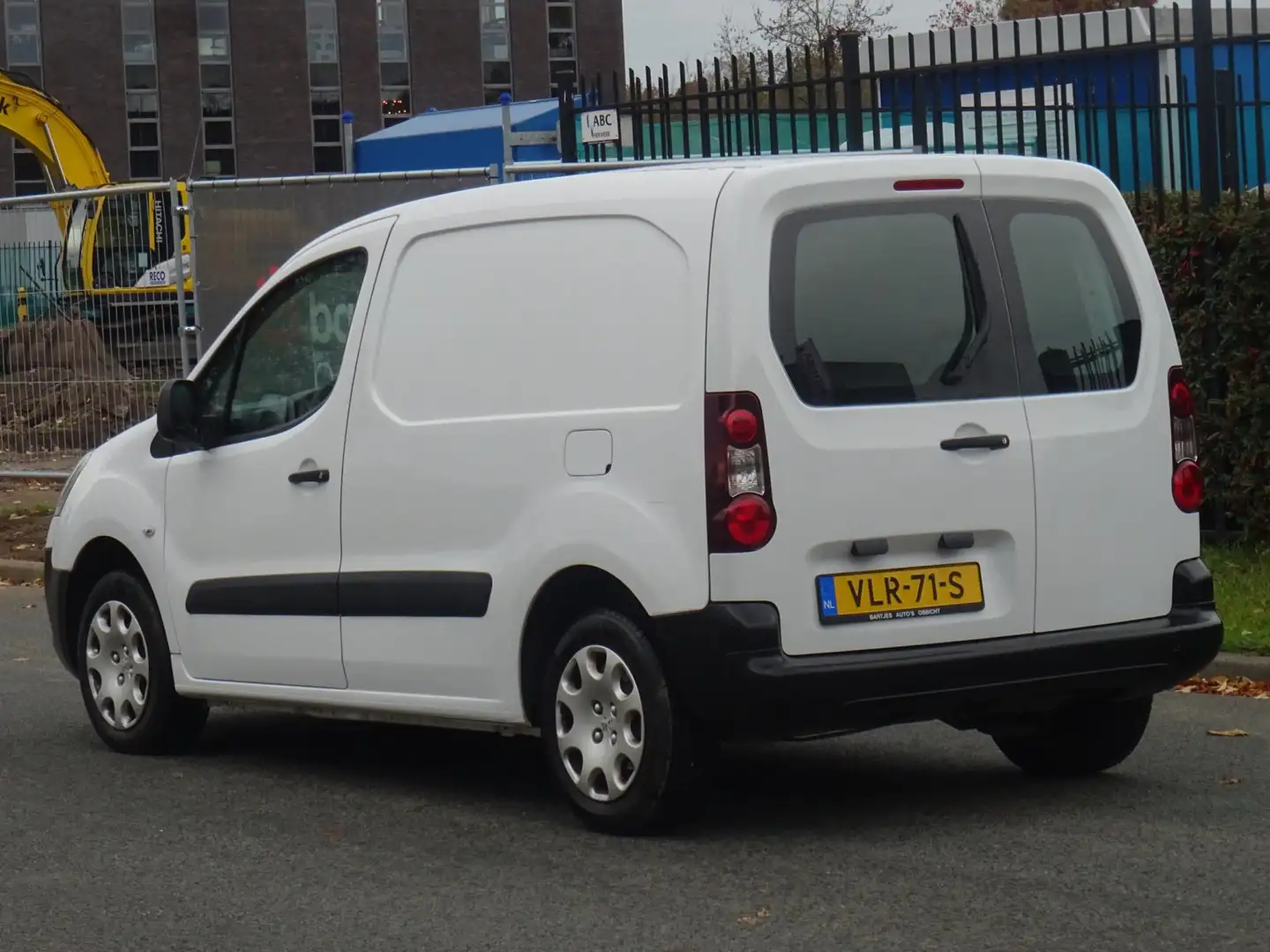 Citroen Berlingo 1.6 VTi 500 1STE EIGENAAR APK 13-11-2026 Wit - 2