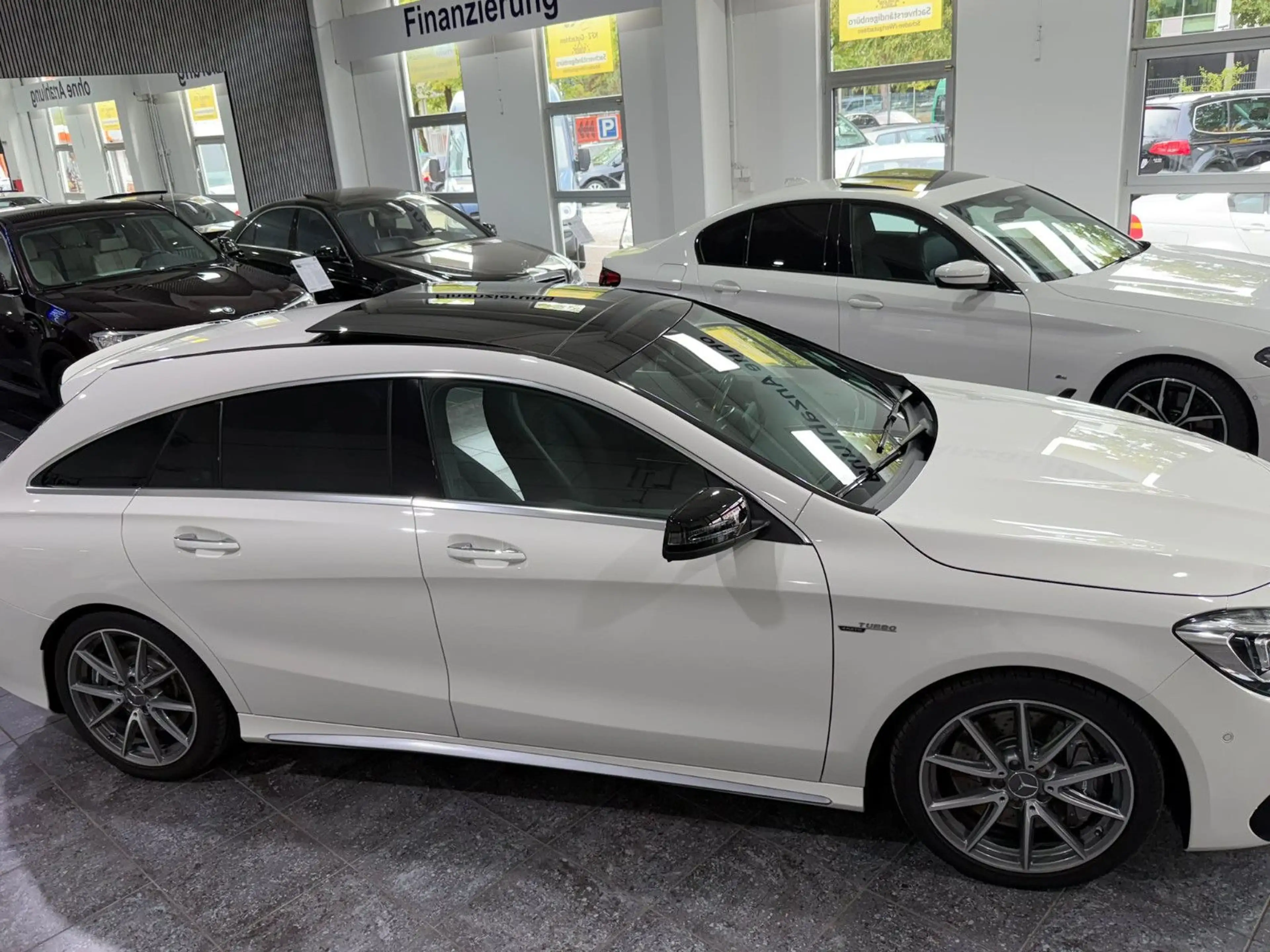 Mercedes-Benz CLA 45 AMG *4-Matic*Pano*ILS*Navi* — photo 9
