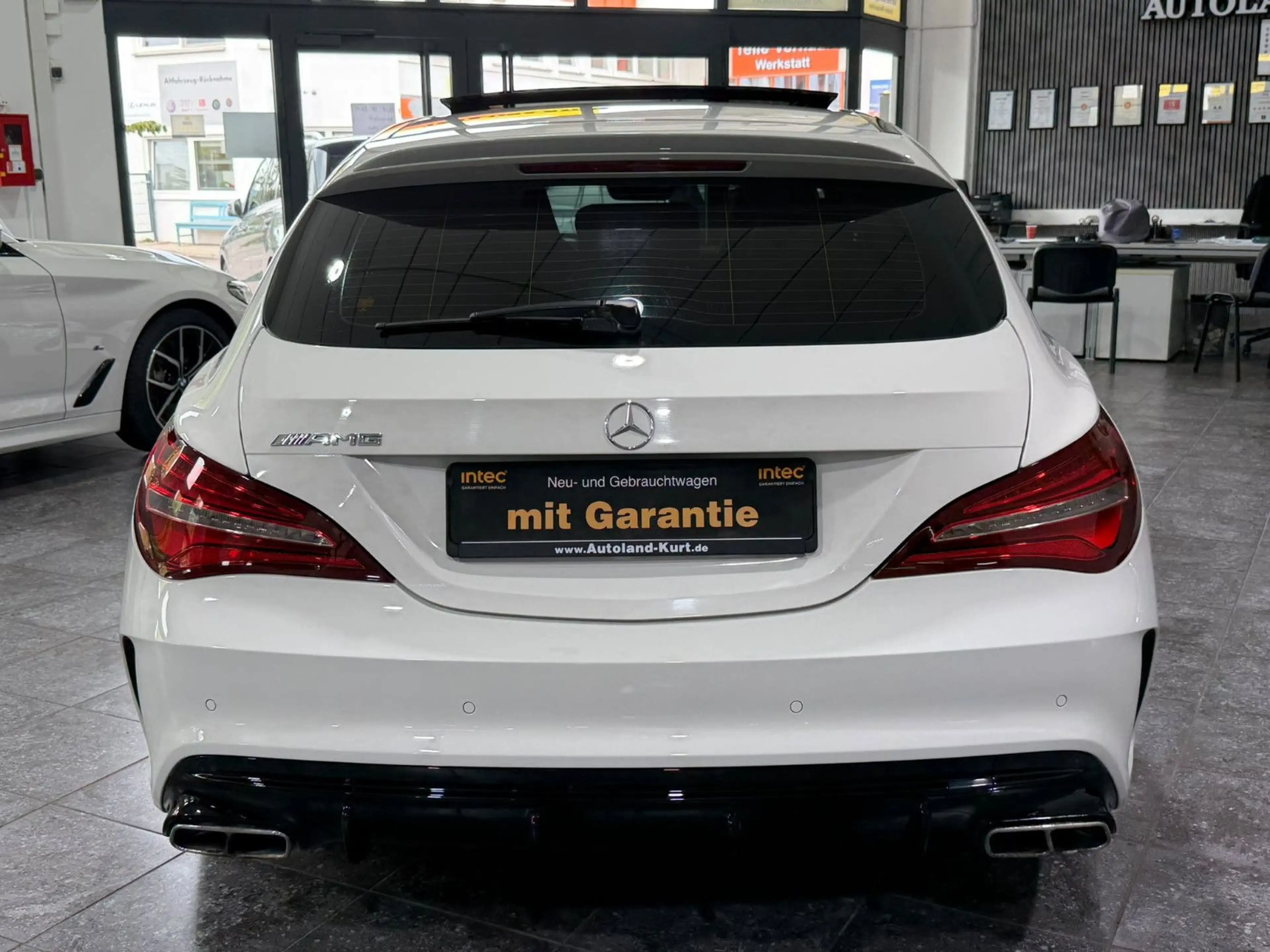 Mercedes-Benz CLA 45 AMG *4-Matic*Pano*ILS*Navi* — photo 10