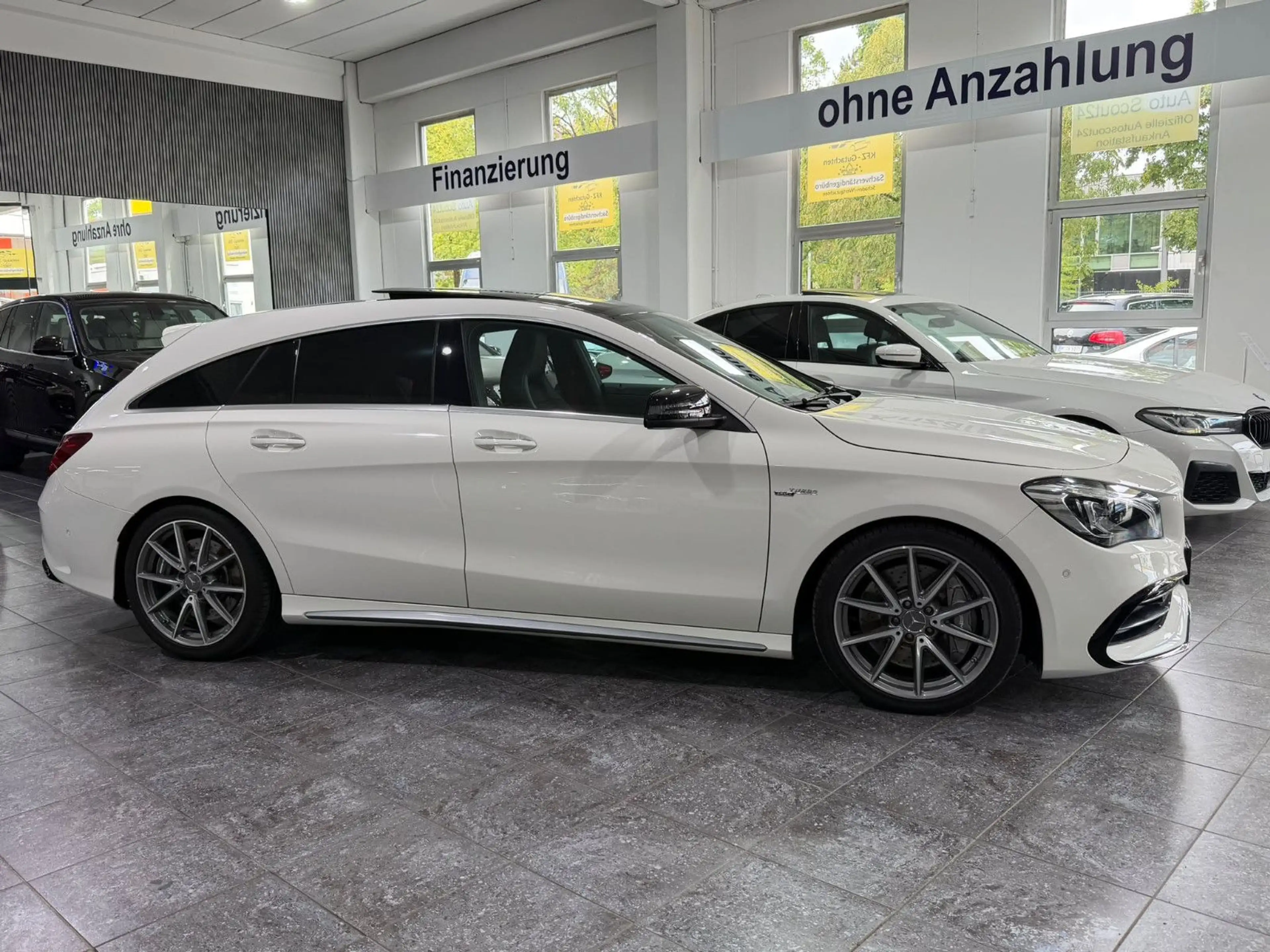 Mercedes-Benz CLA 45 AMG *4-Matic*Pano*ILS*Navi* — photo 6