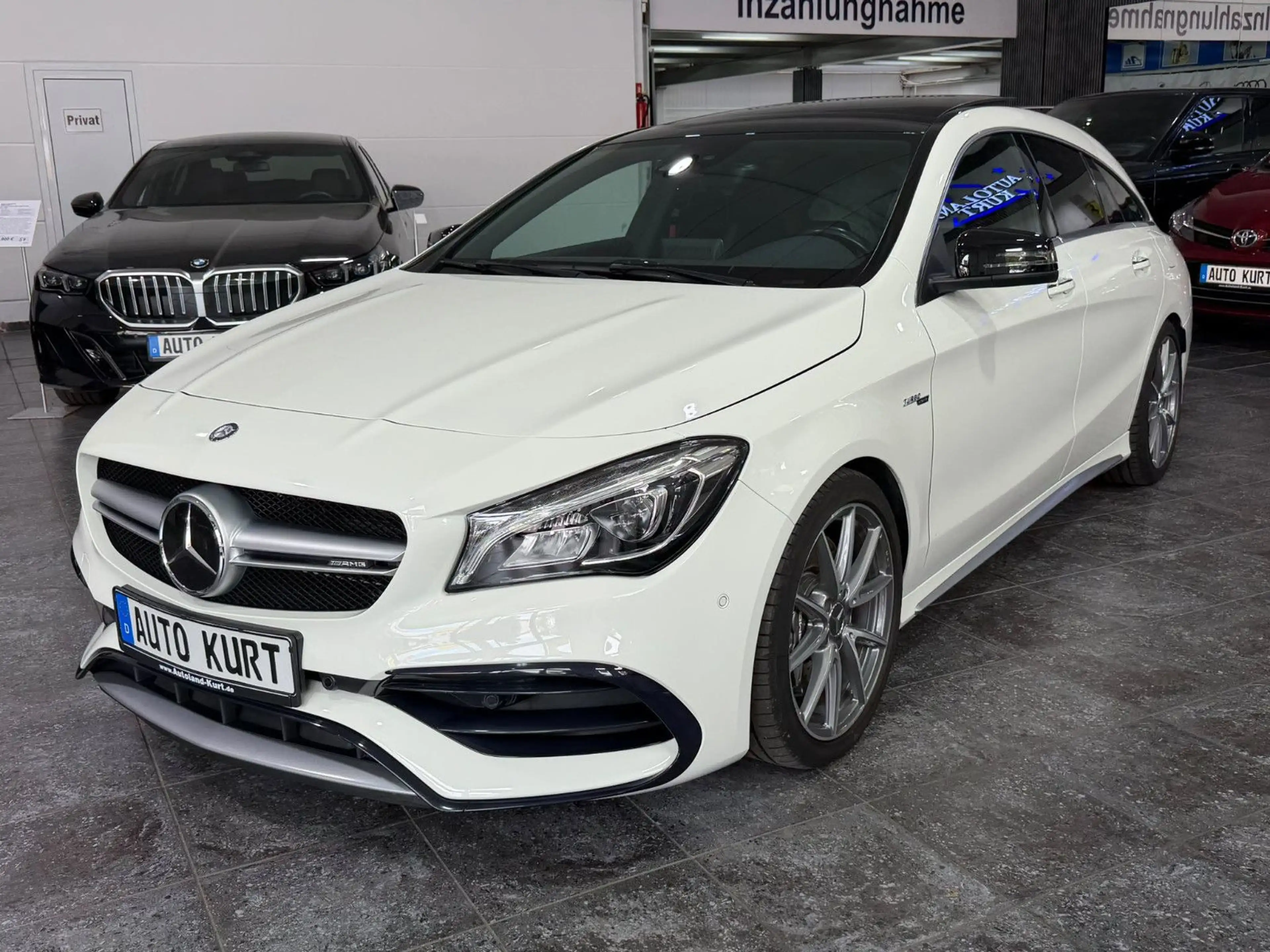 Mercedes-Benz CLA 45 AMG *4-Matic*Pano*ILS*Navi* — photo 3