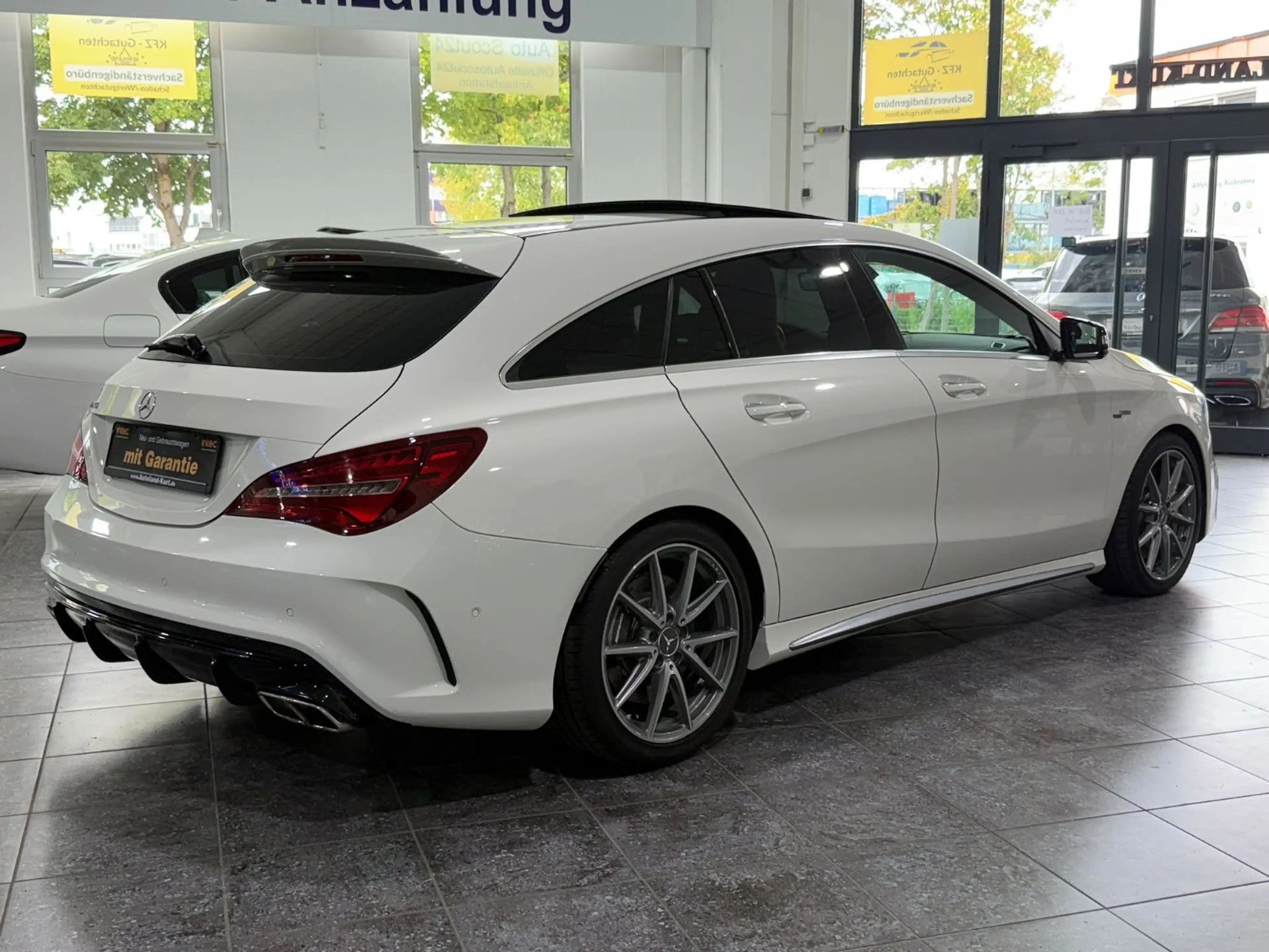 Mercedes-Benz CLA 45 AMG *4-Matic*Pano*ILS*Navi* — photo 7