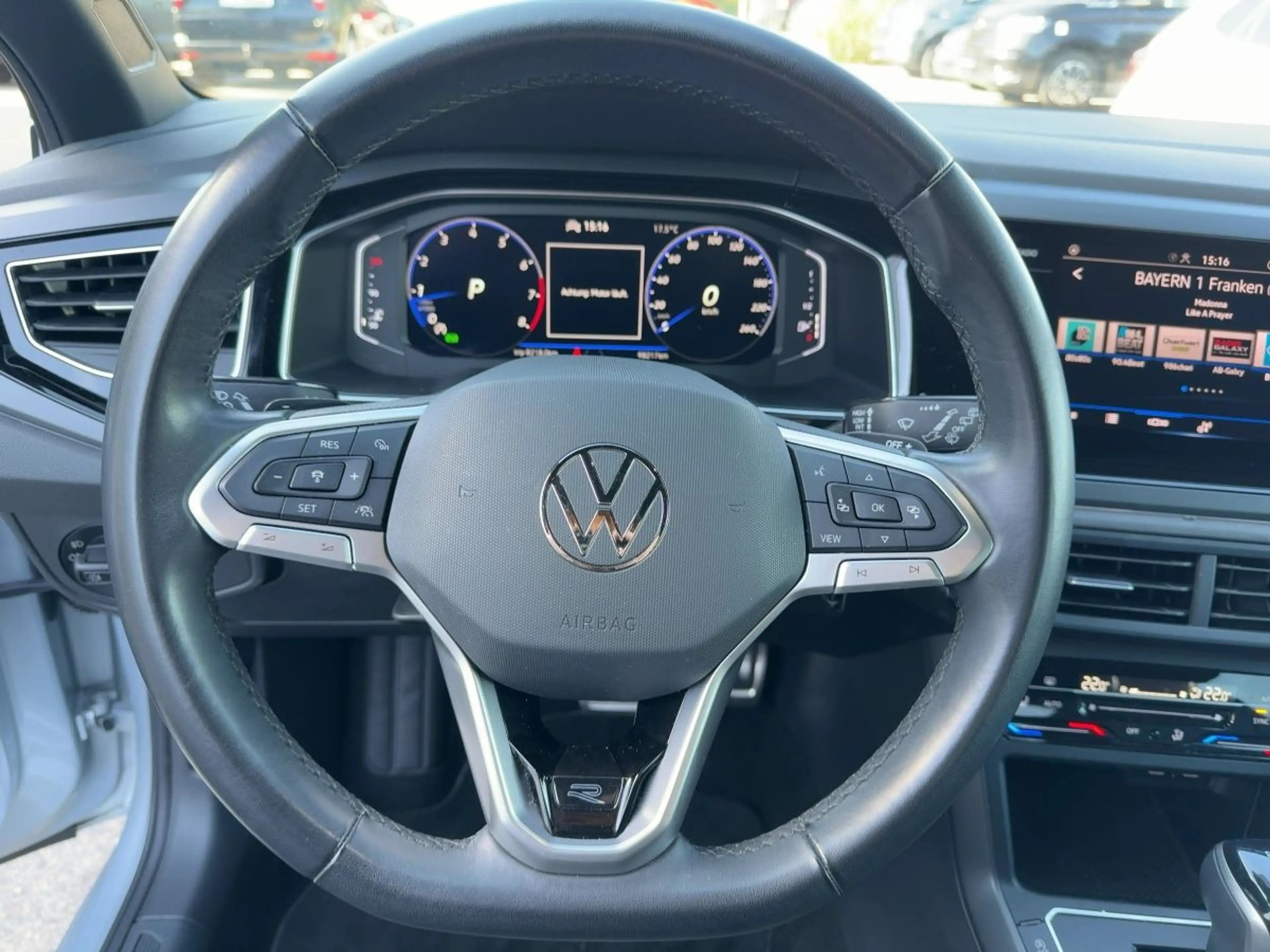 Volkswagen Taigo 1.5 TSI DSG R-Line — photo 11