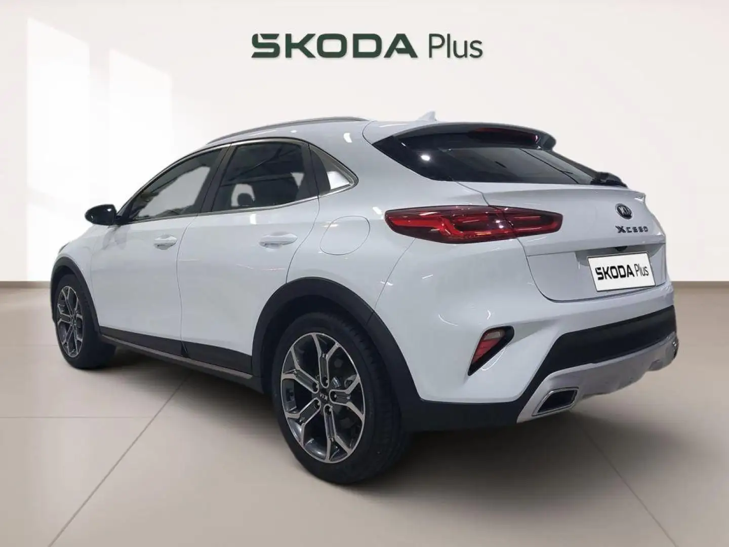 Kia XCeed 1.4 T-GDi Tech 103 kW (140 CV) Blanco - 2
