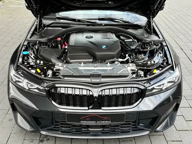 BMW 3 Series view 6