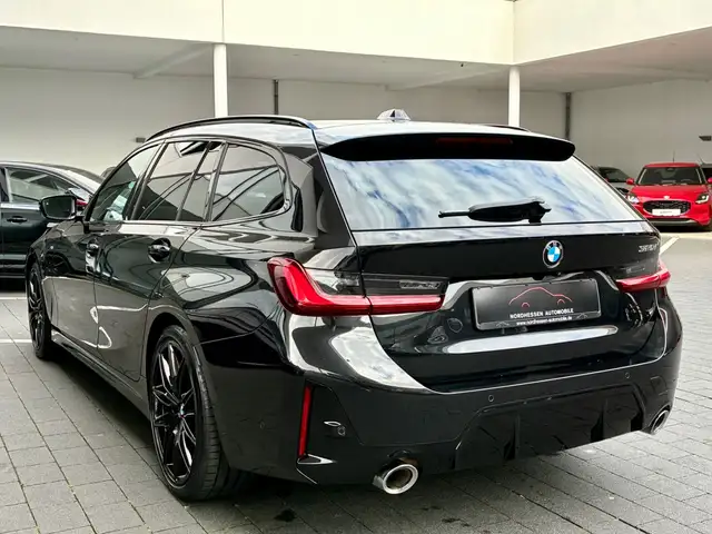 BMW 3 Series view 3
