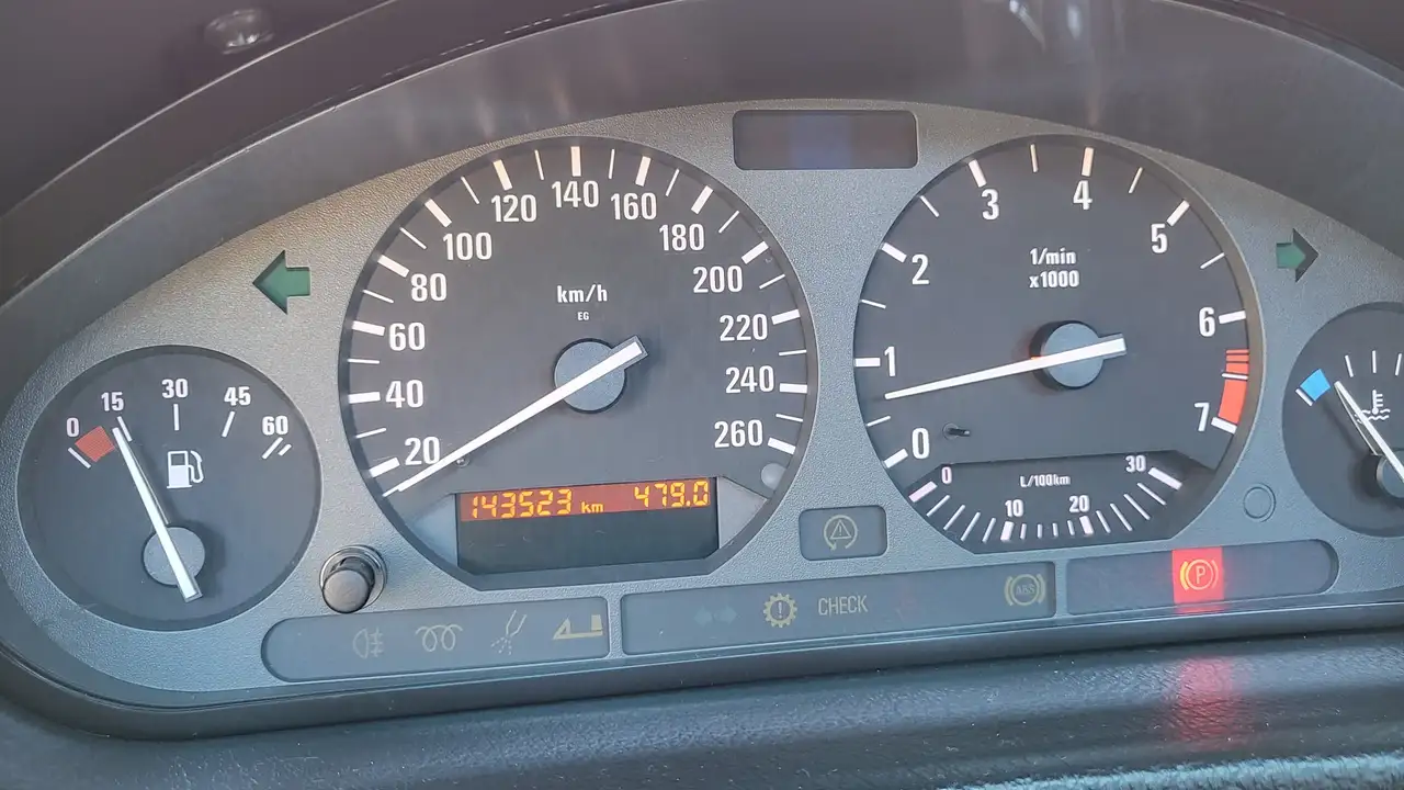BMW 325i Coupé, foto 7