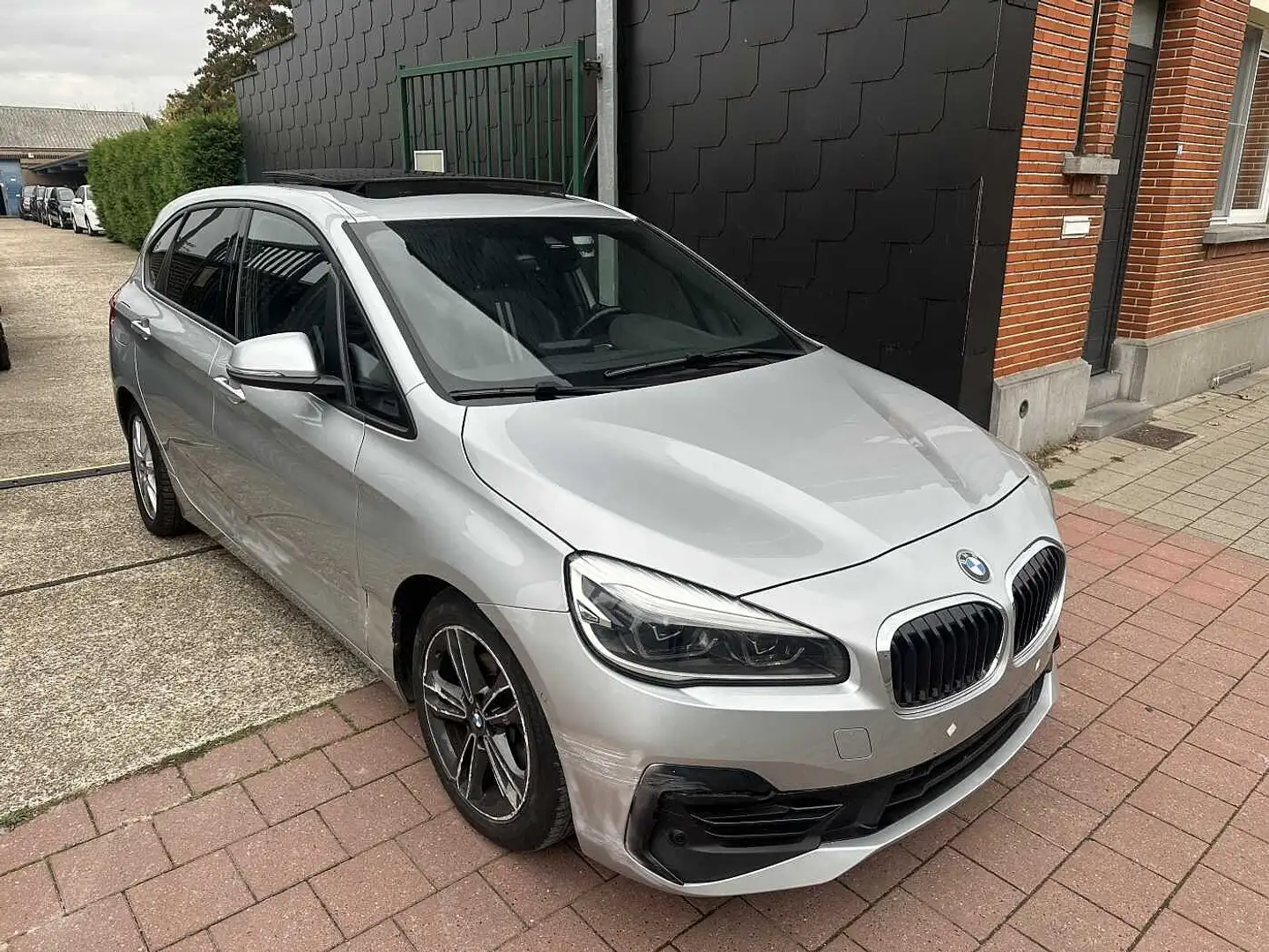 BMW 218 I Active Tourer 1.5 I MET 75DKM HANDELAARS & EXPOR Gris - 2