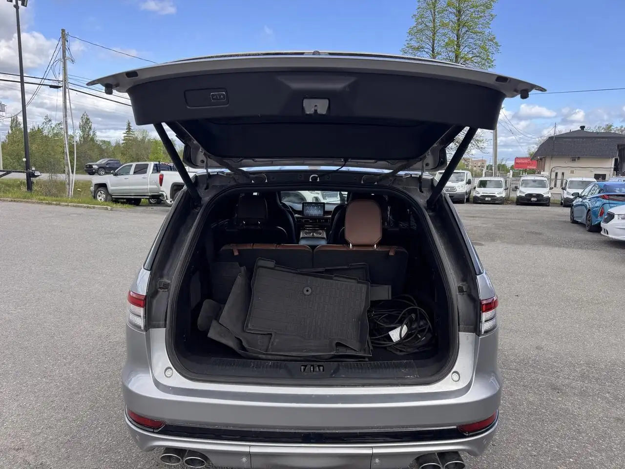 Lincoln Aviator снимка Lincoln Aviator