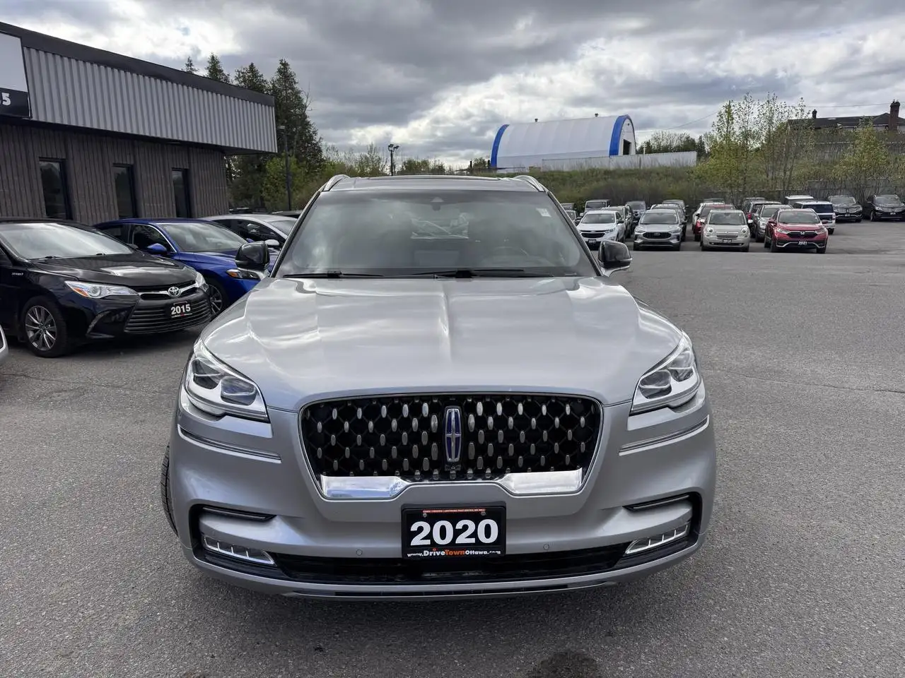 Lincoln Aviator снимка Lincoln Aviator