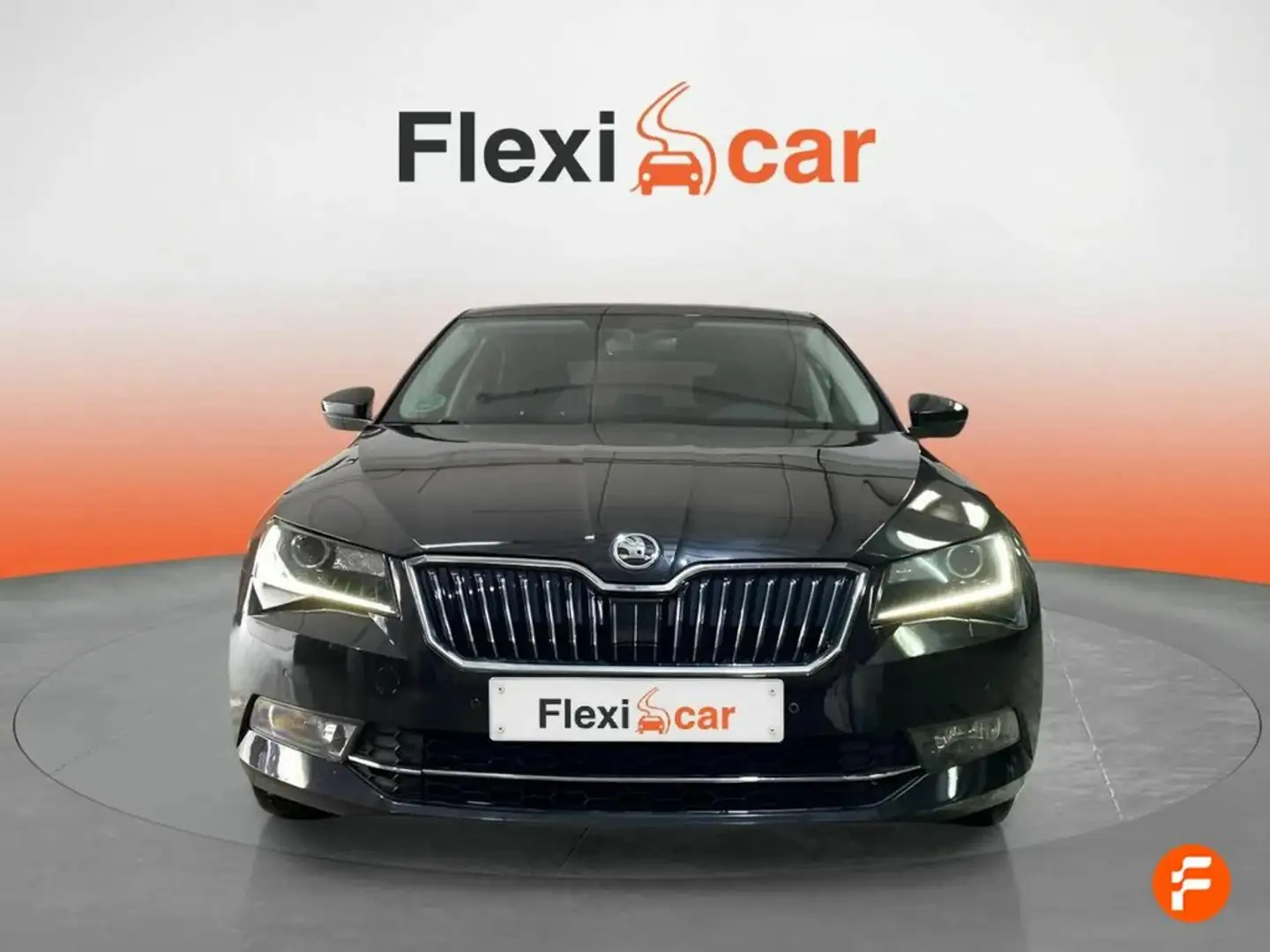 Skoda Superb 2.0 TDI 110KW (150cv) DSG Style Amarillo - 2