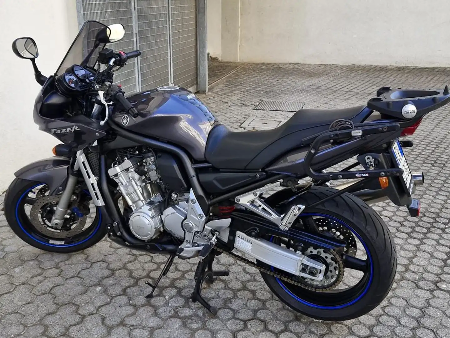 Yamaha FZS 1000 Grigio - 1
