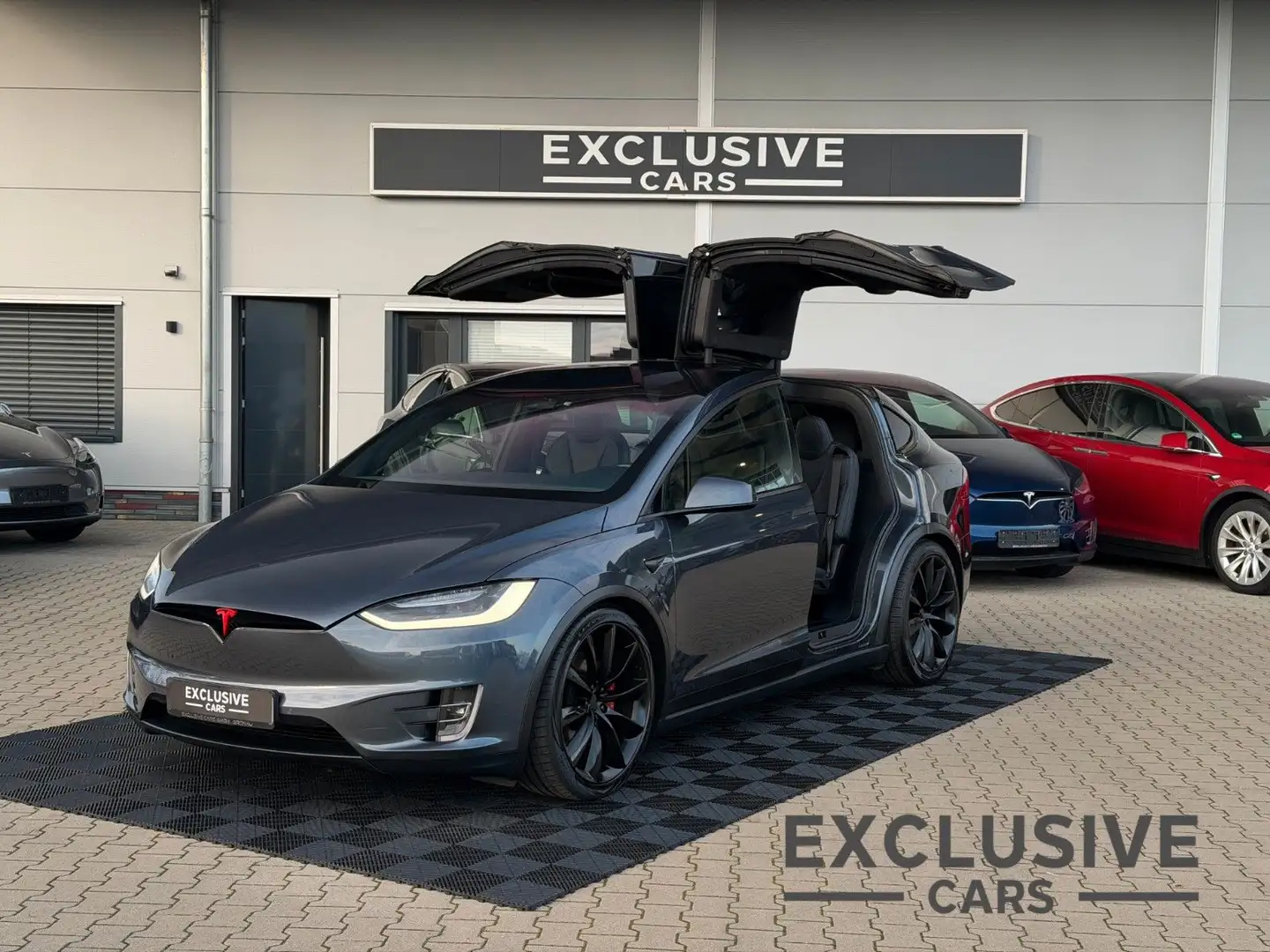 Tesla Model X MODEL X RAVEN PERFORMANCE FULL SELF DRIVE 7 SEAT Grau - 1