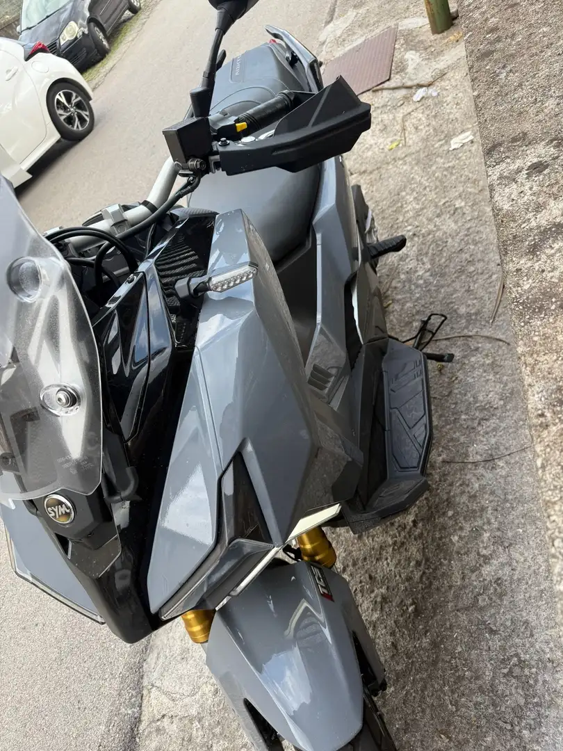 SYM ADX 400 moto nuova acquista meno di un mese fa - 1