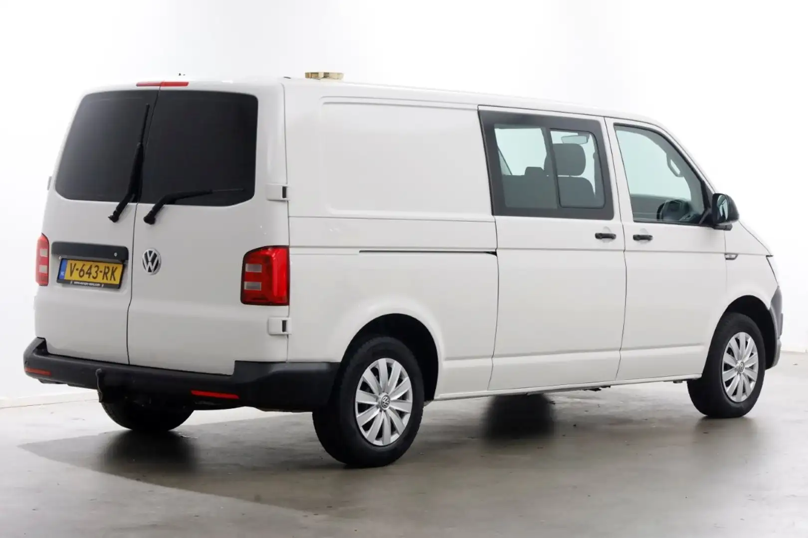 Volkswagen T6 Transporter 2.0 TDI 150pk E6 DSG-Automaat Lang D.C. 4Motion 4x Wit - 2